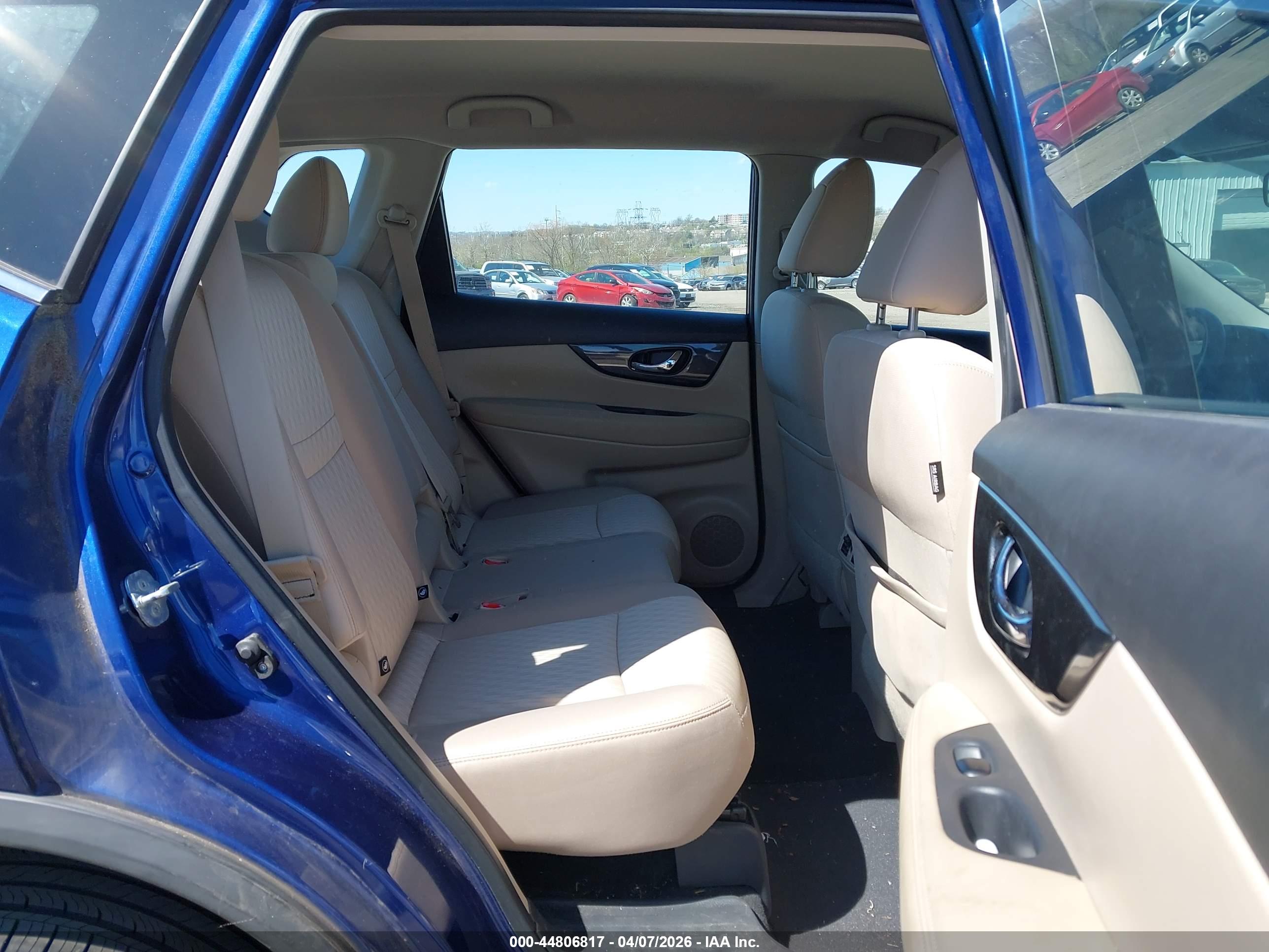 NISSAN ROGUE image 8