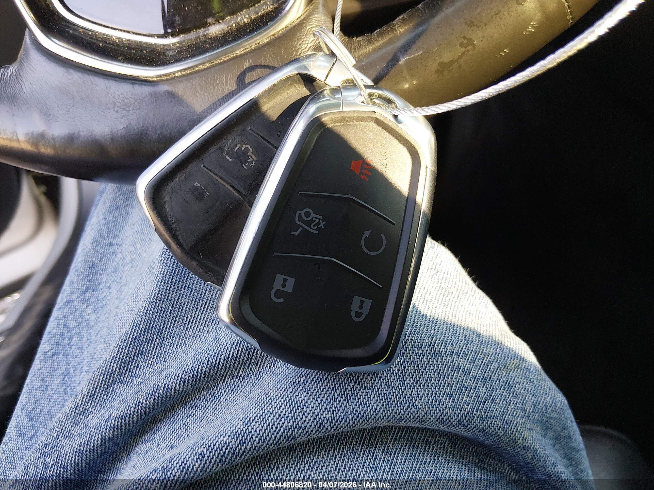 CADILLAC CTS image 11