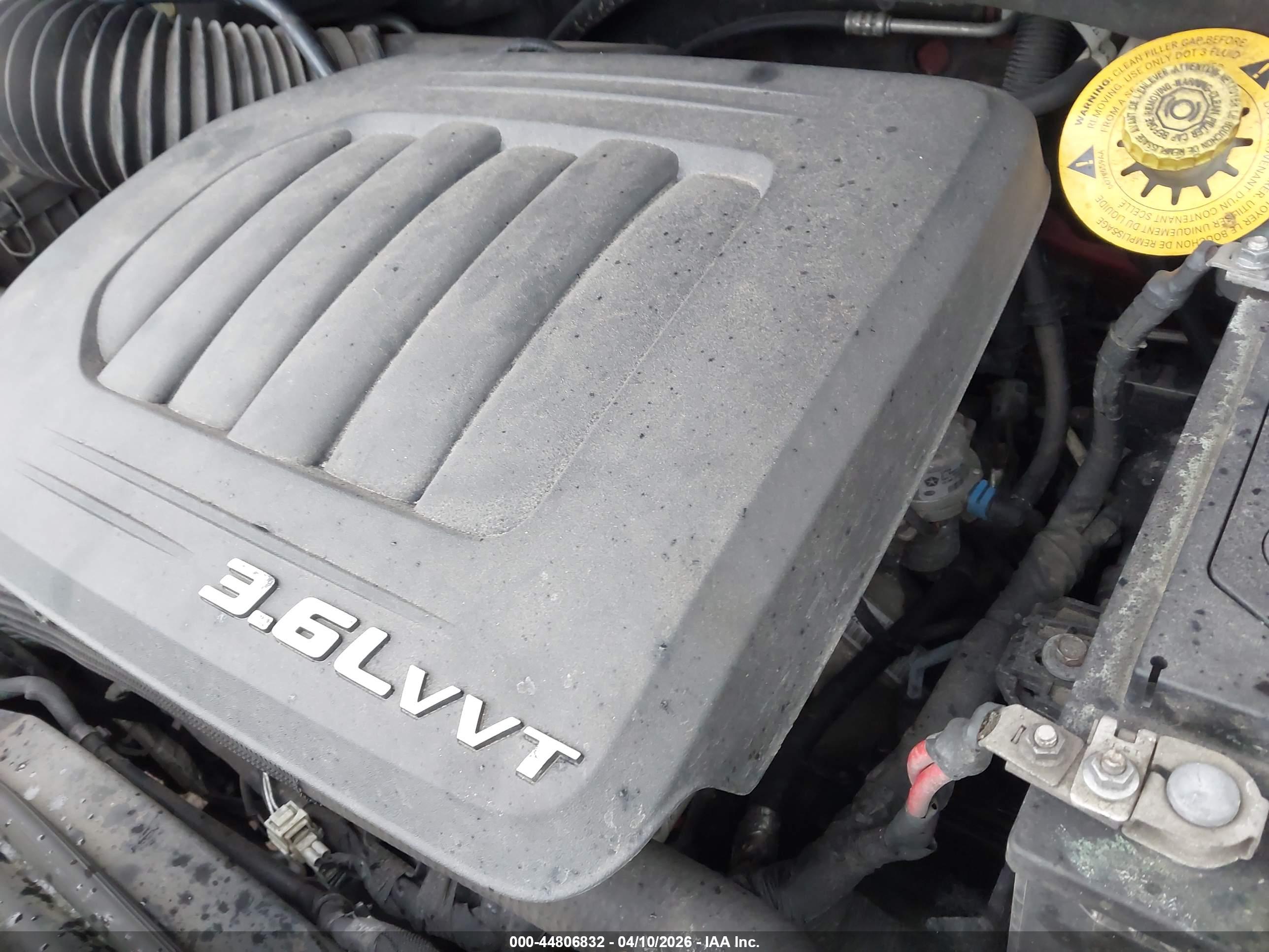 CHRYSLER TOWN image 10