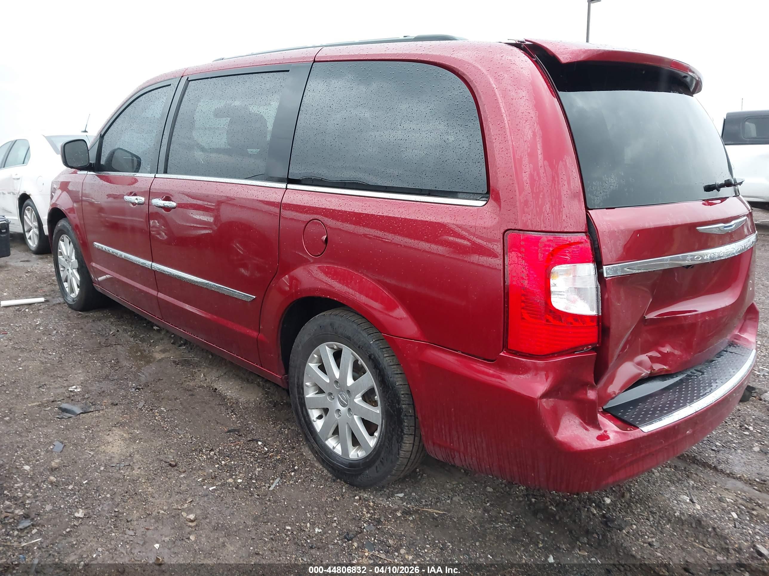 CHRYSLER TOWN image 3