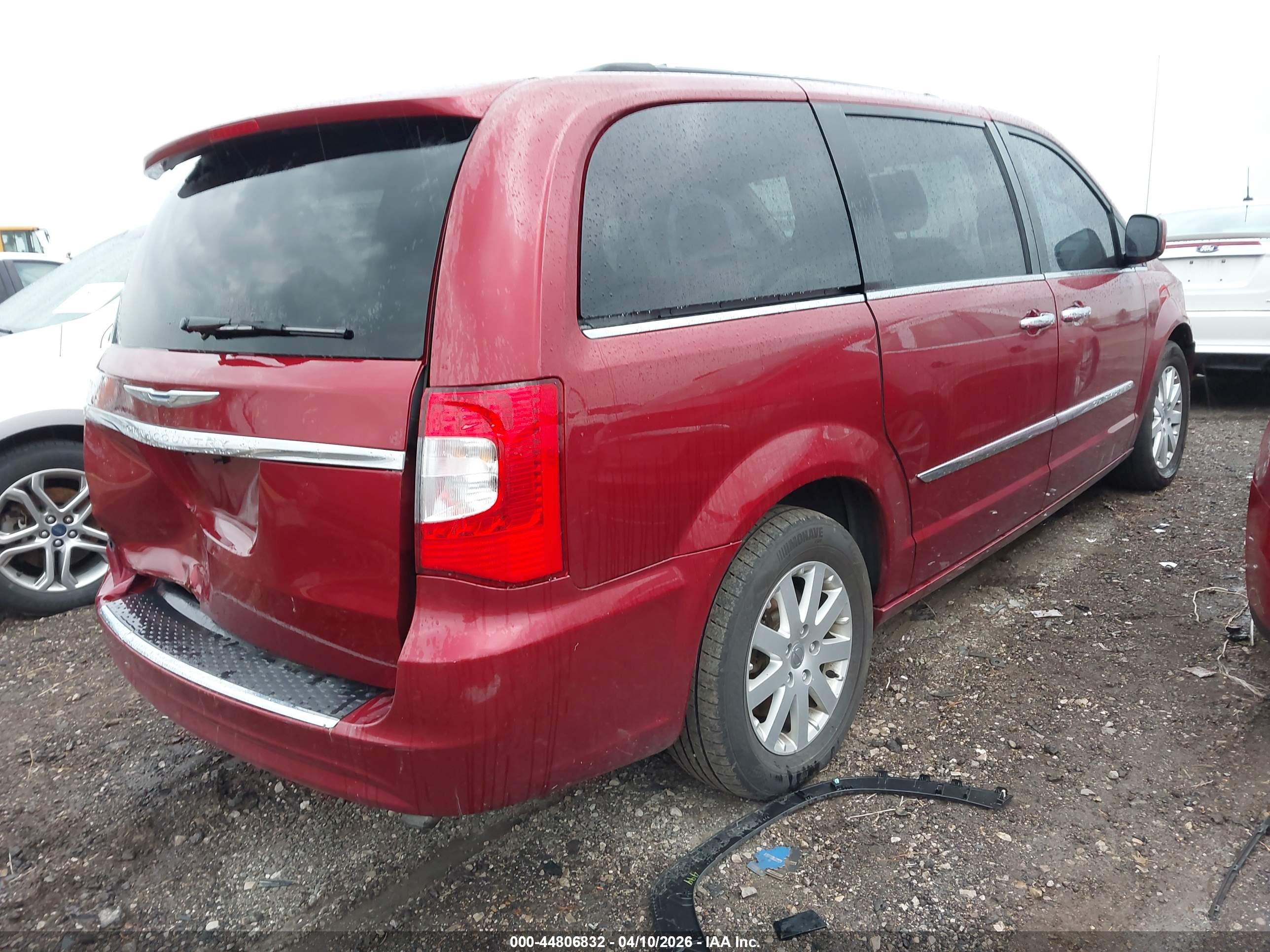 CHRYSLER TOWN image 4