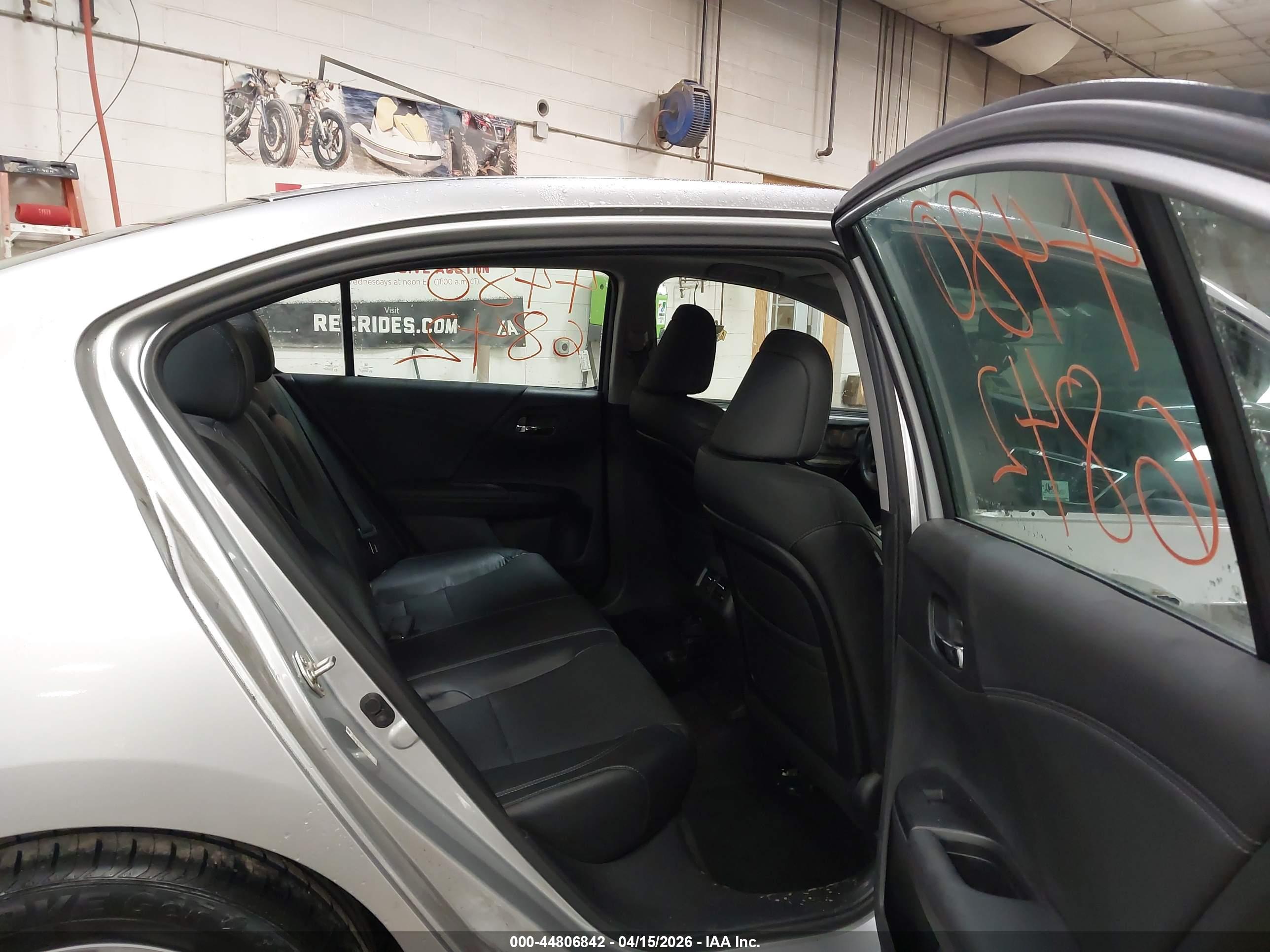 HONDA ACCORD image 8
