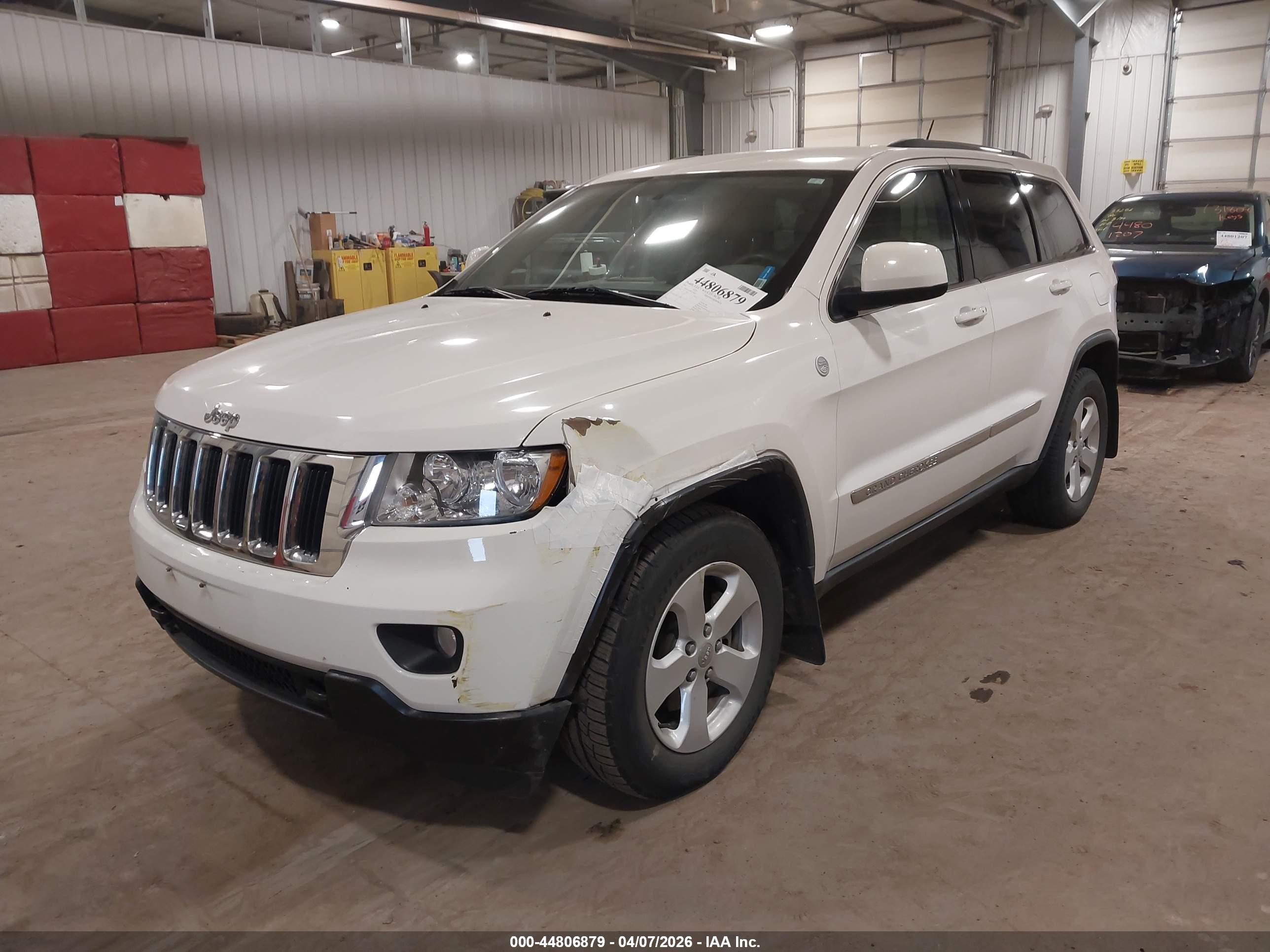 JEEP GRAND image 2