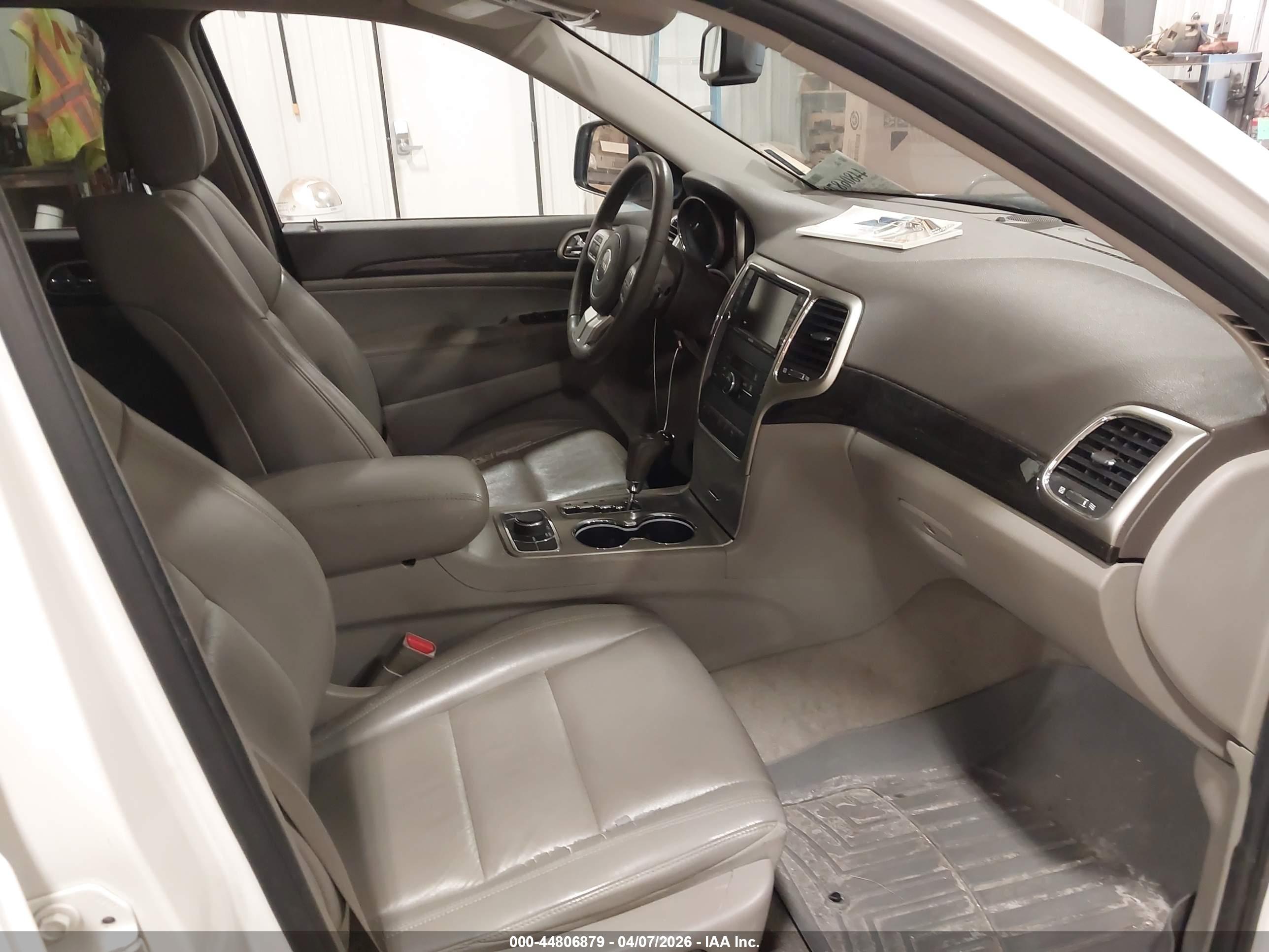 JEEP GRAND image 5