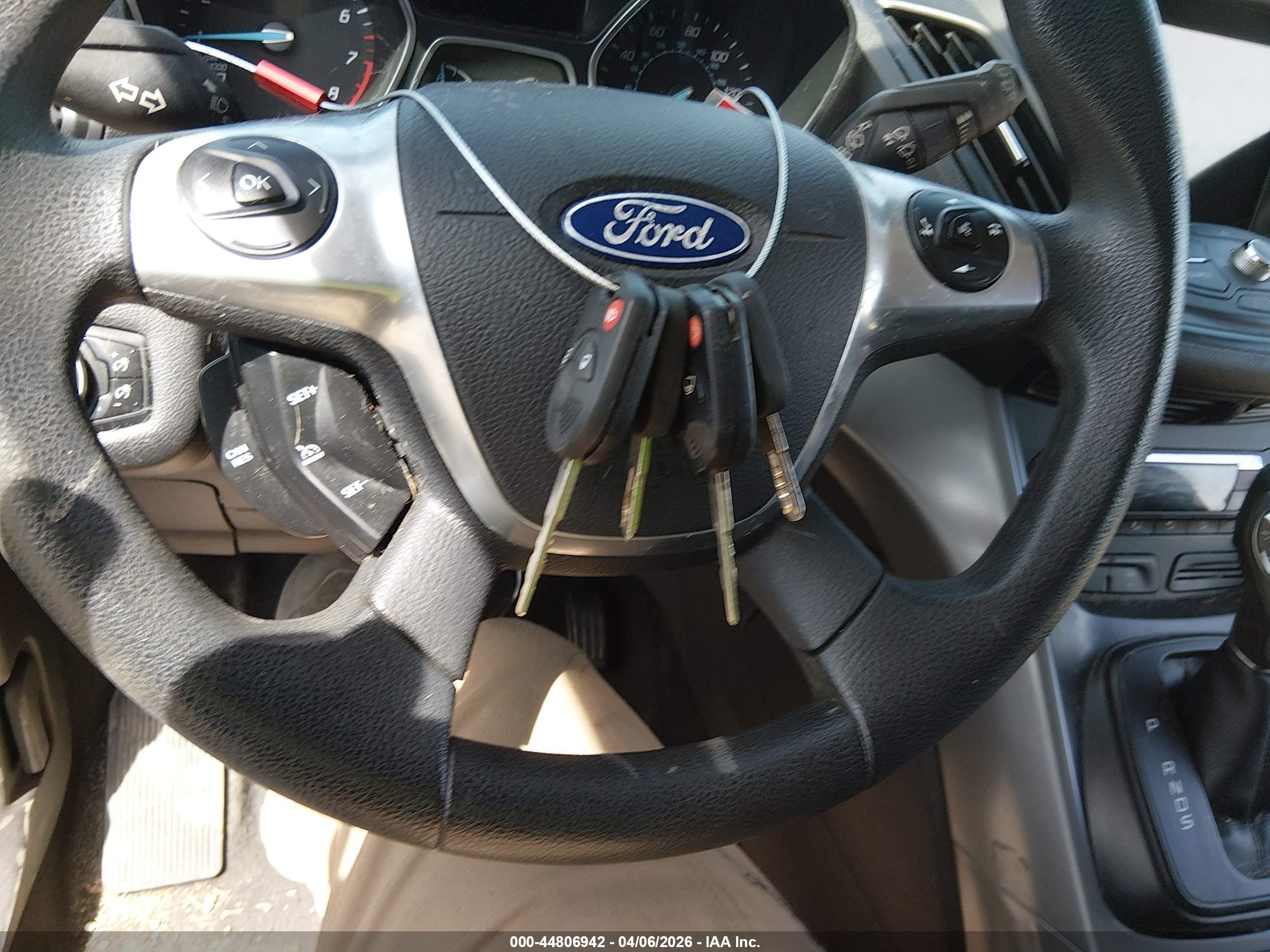 FORD ESCAPE image 11