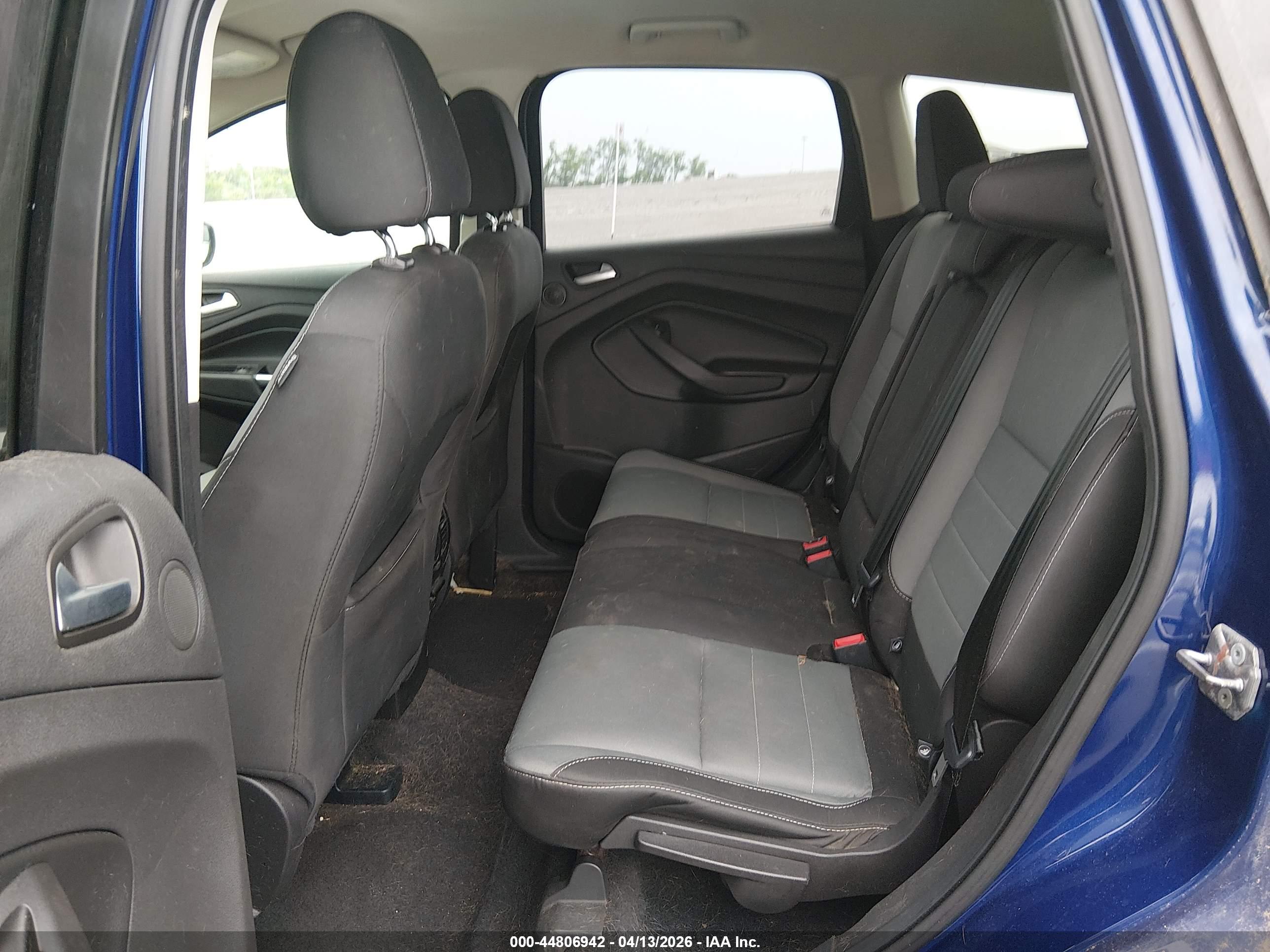 FORD ESCAPE image 8