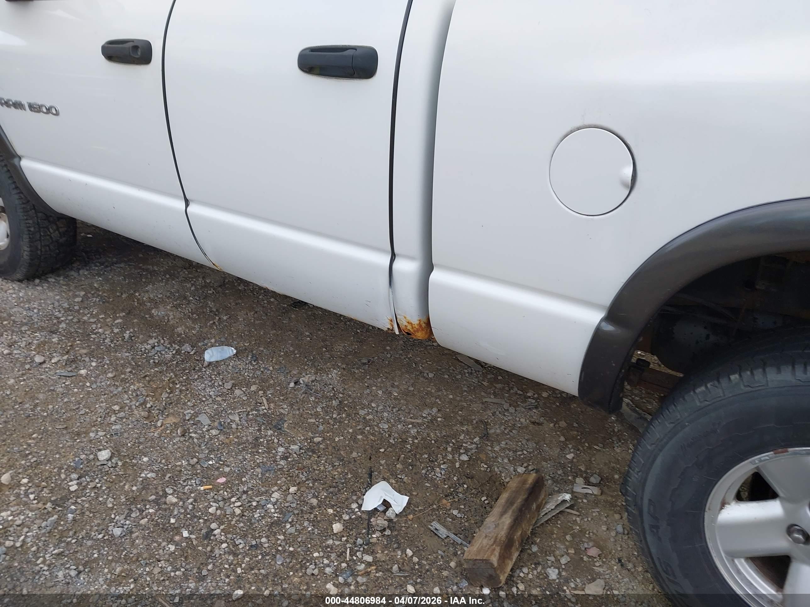 DODGE RAM image 6