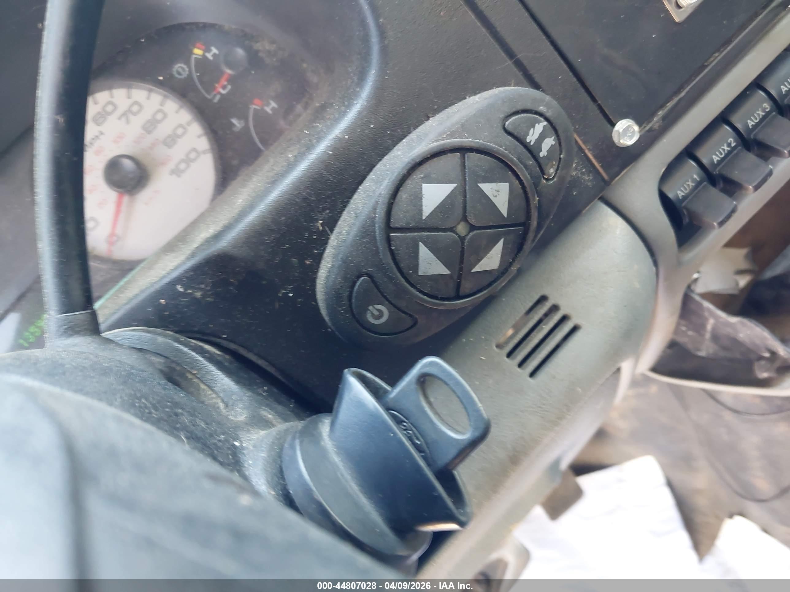 FORD F-550 image 11
