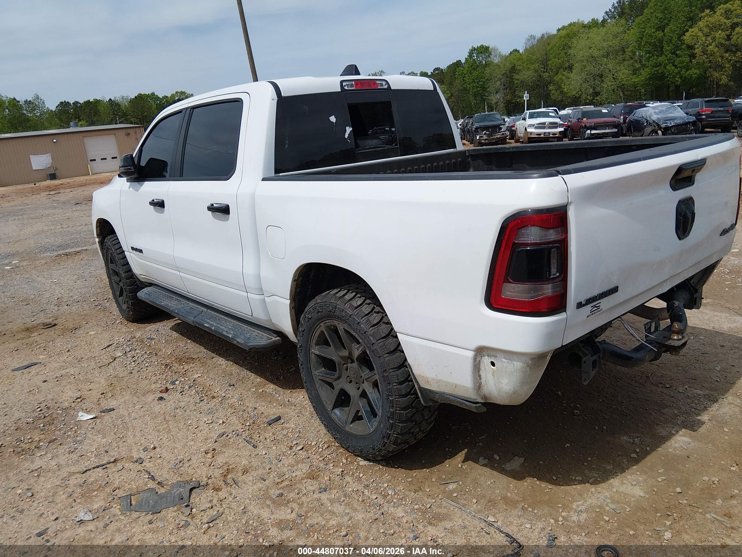 RAM 1500 image 3