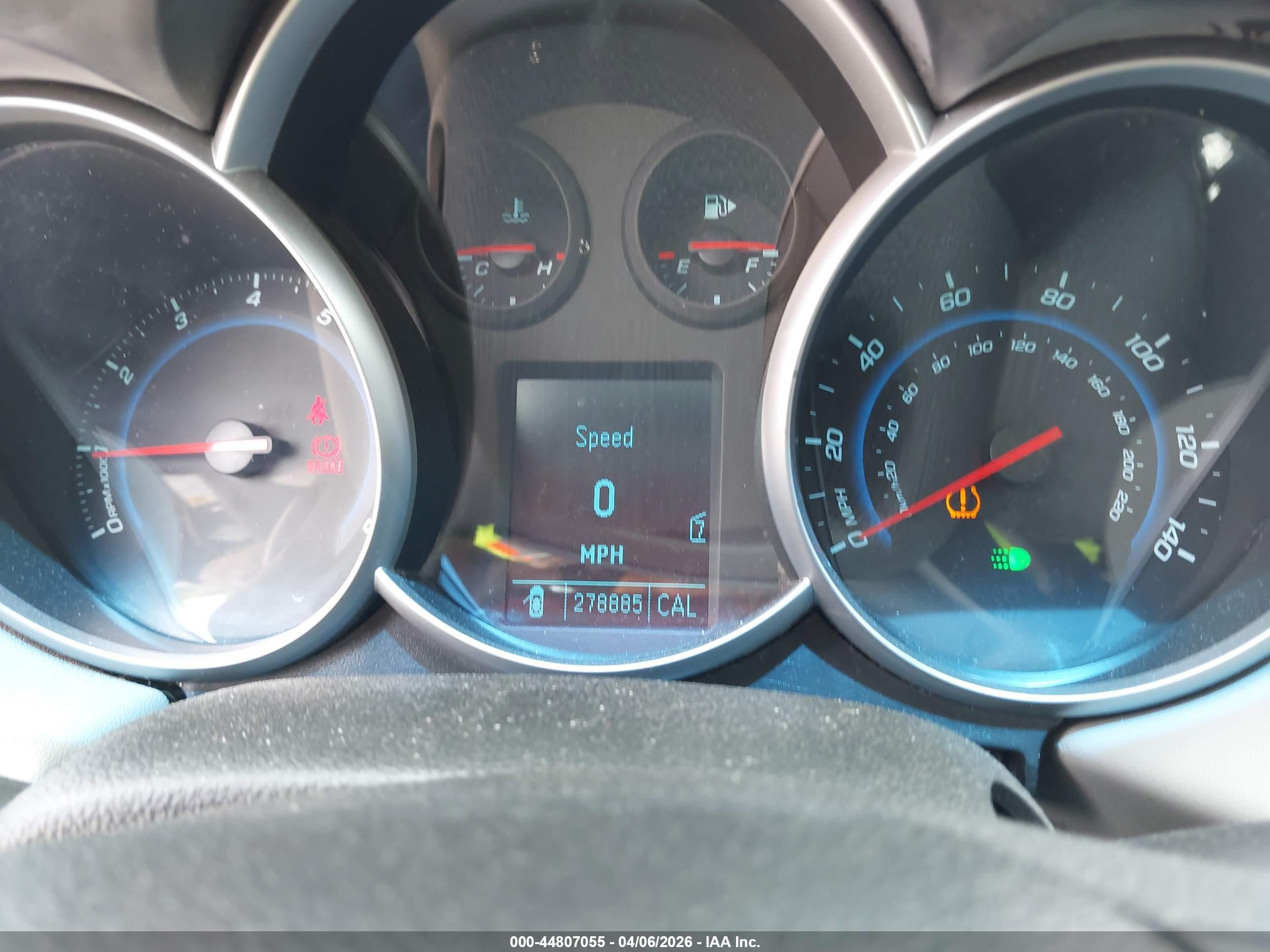 CHEVROLET CRUZE image 7