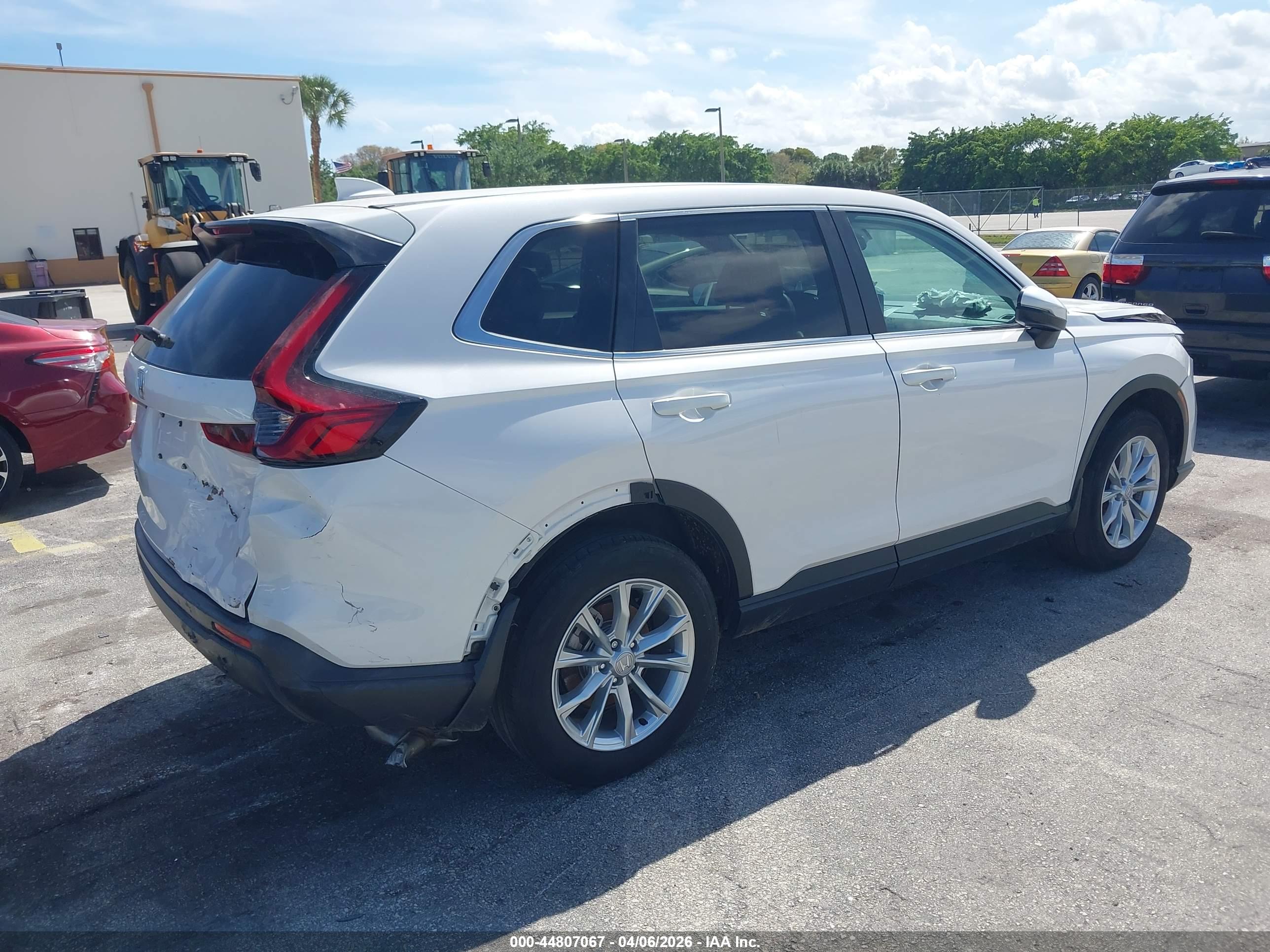 HONDA CR-V image 4