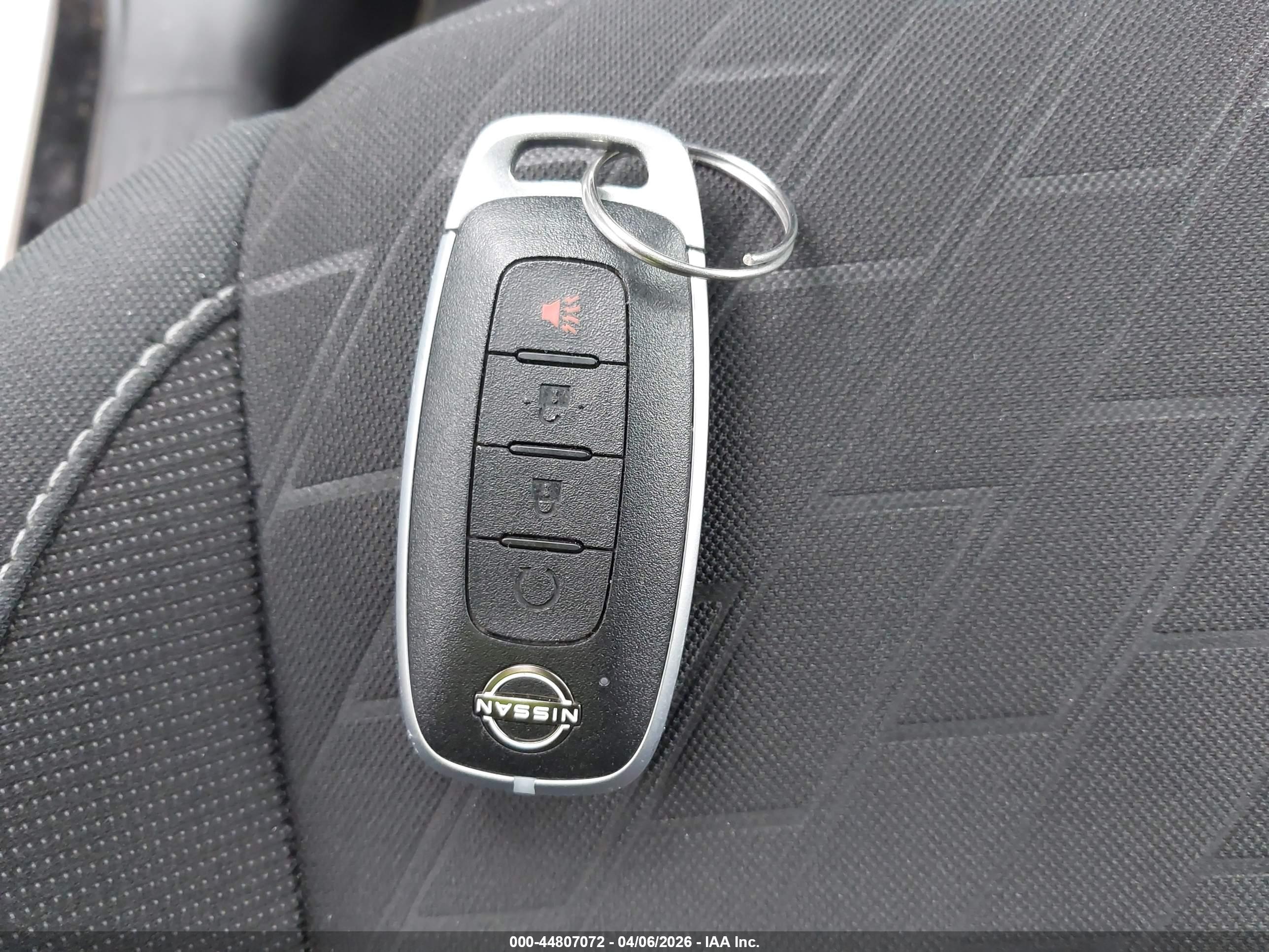 NISSAN KICKS image 11
