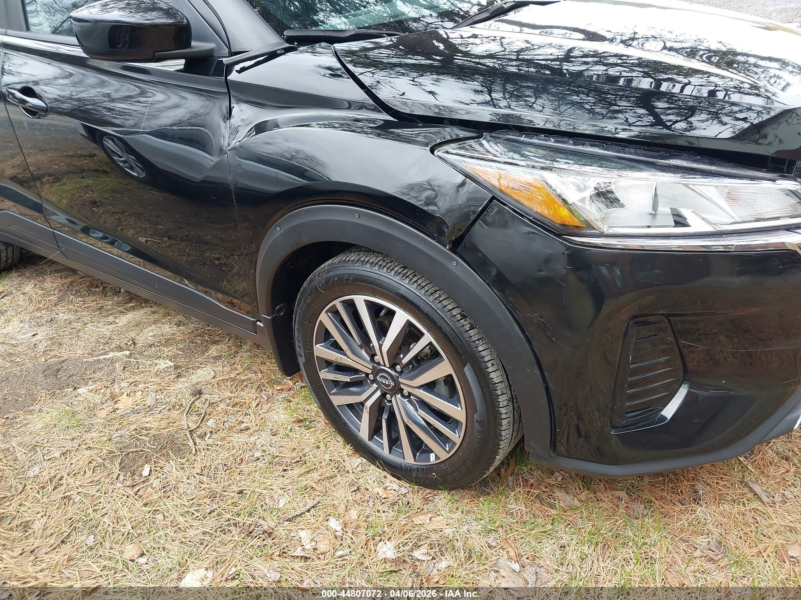 NISSAN KICKS image 6