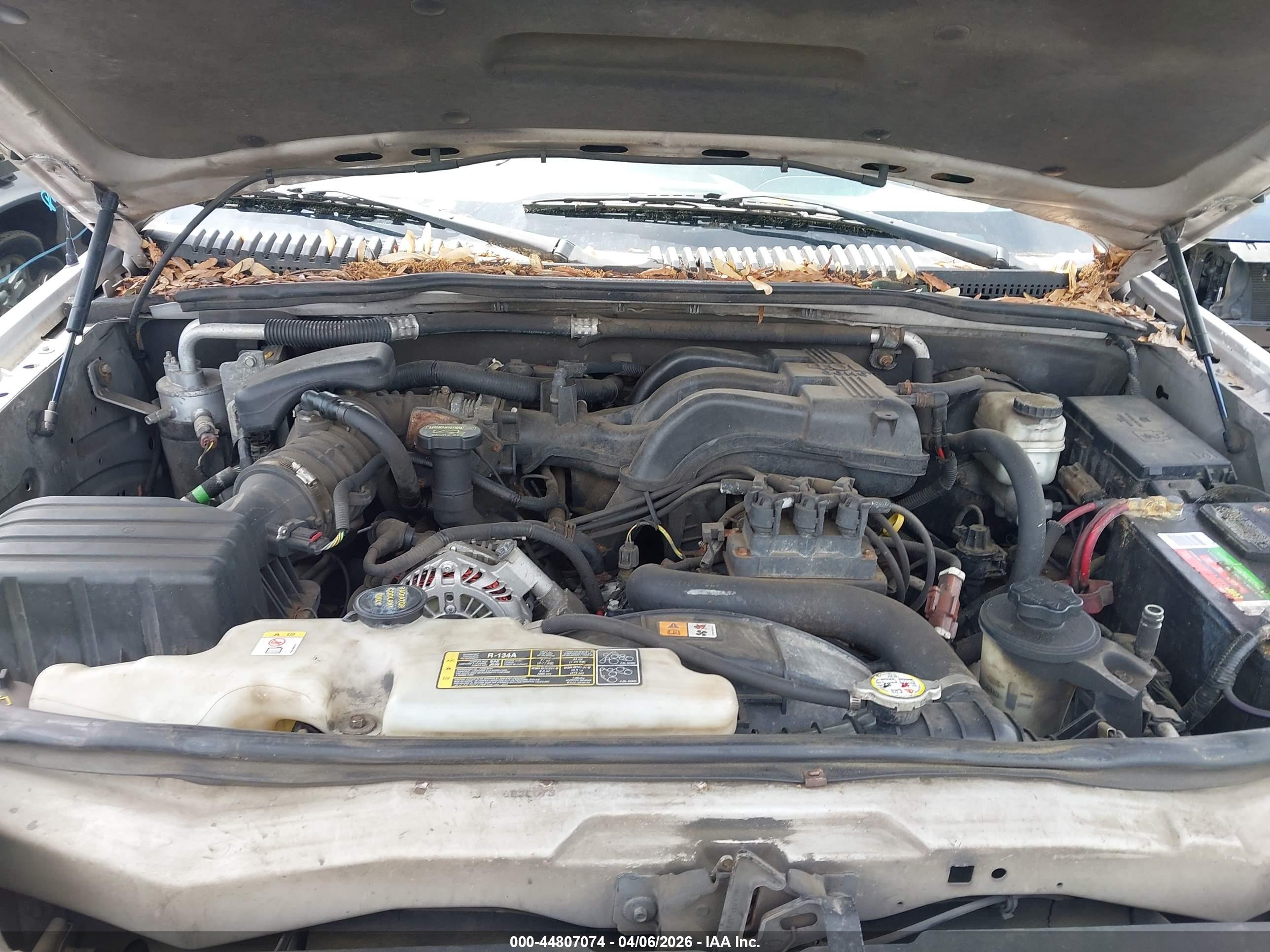 FORD EXPLORER image 10