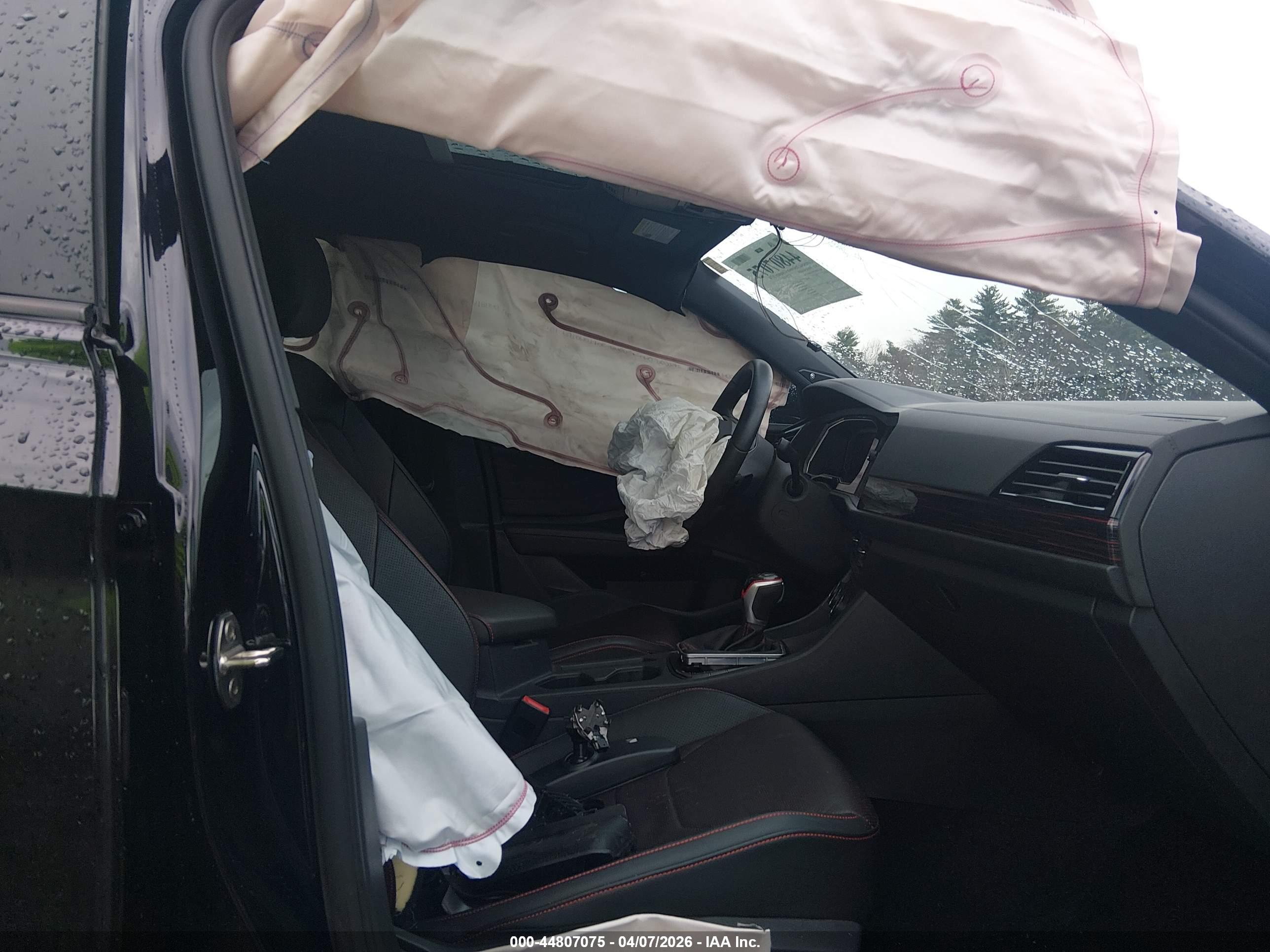 VOLKSWAGEN JETTA image 5