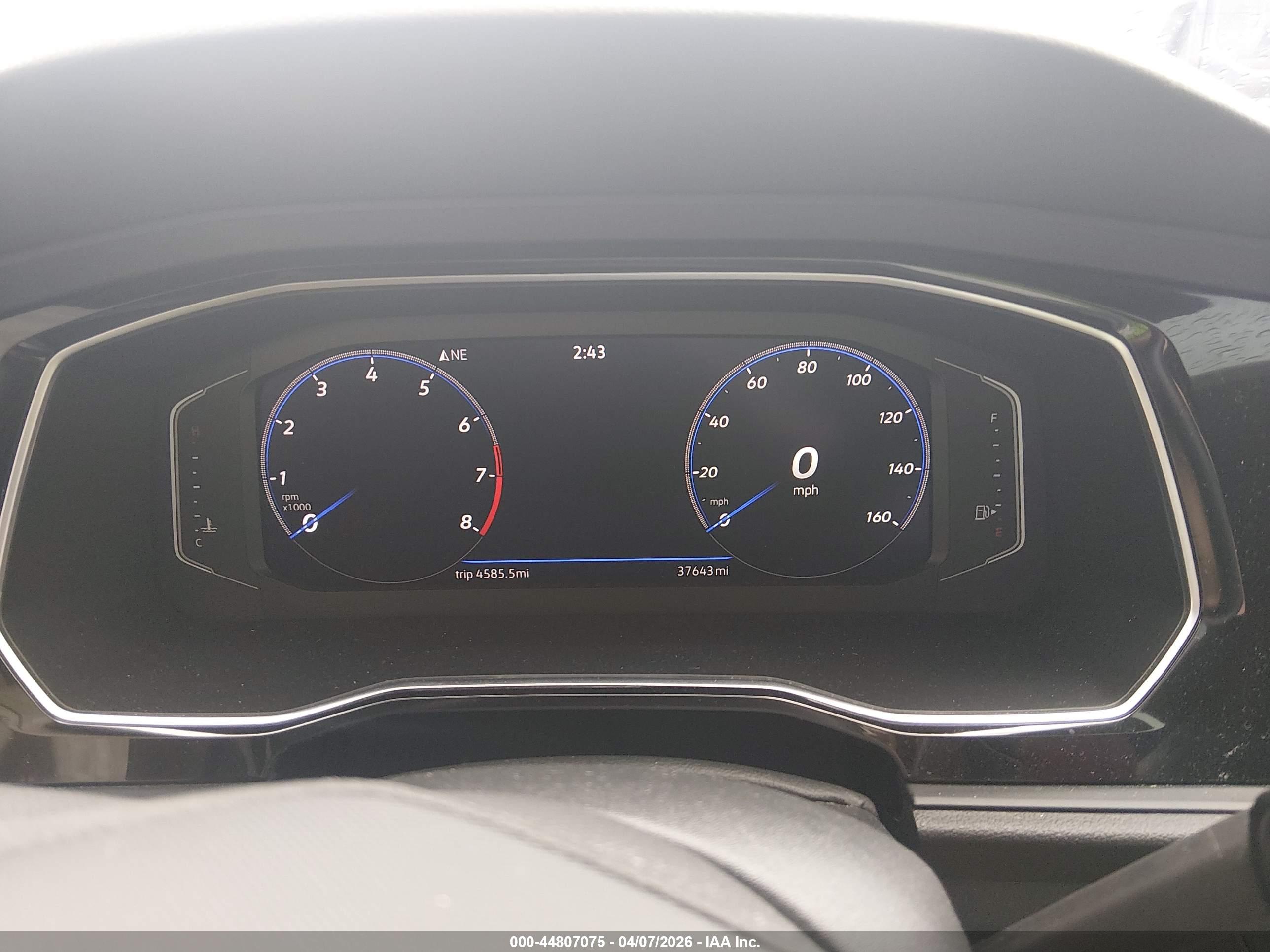 VOLKSWAGEN JETTA image 7