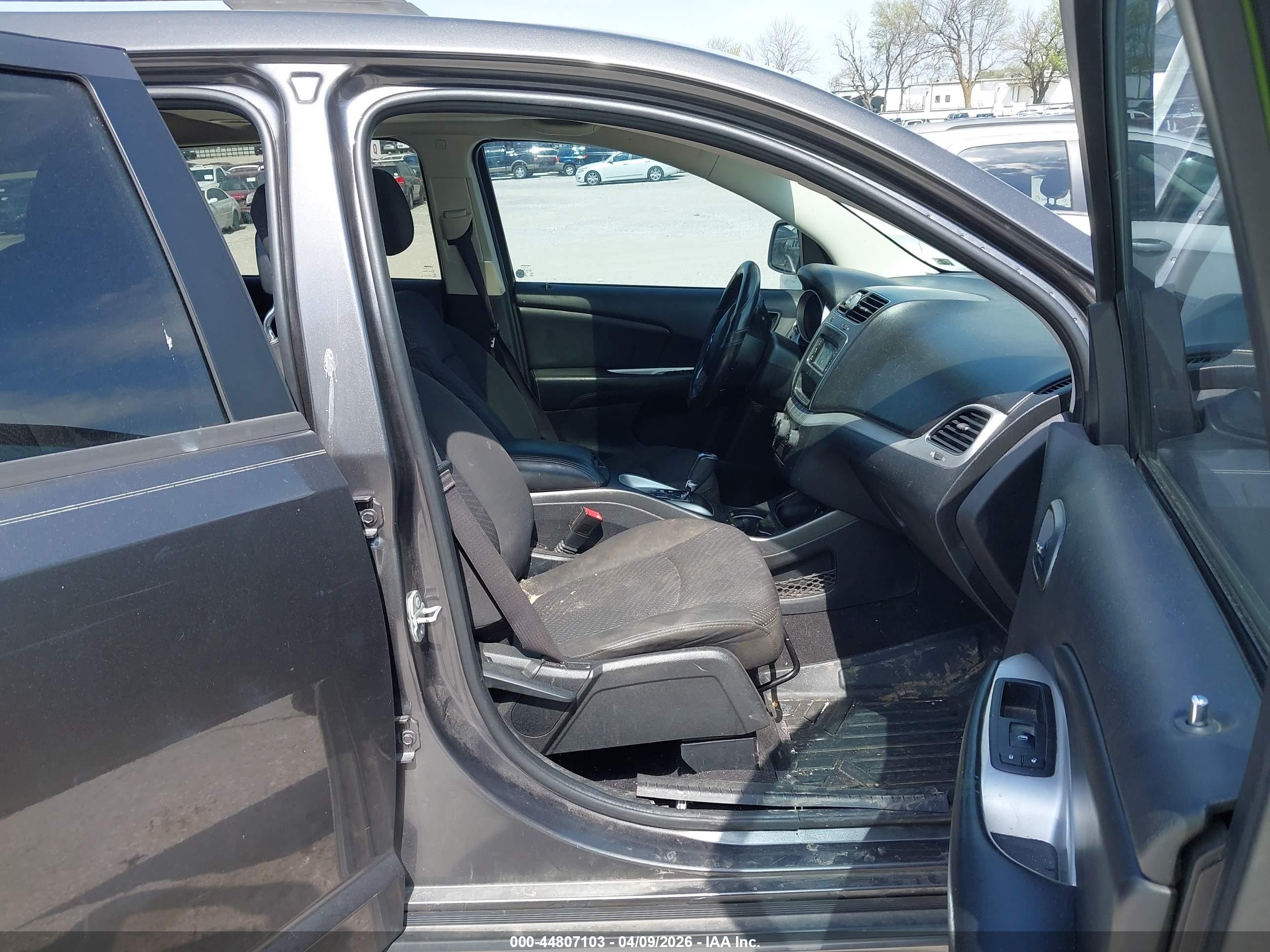 DODGE JOURNEY image 5