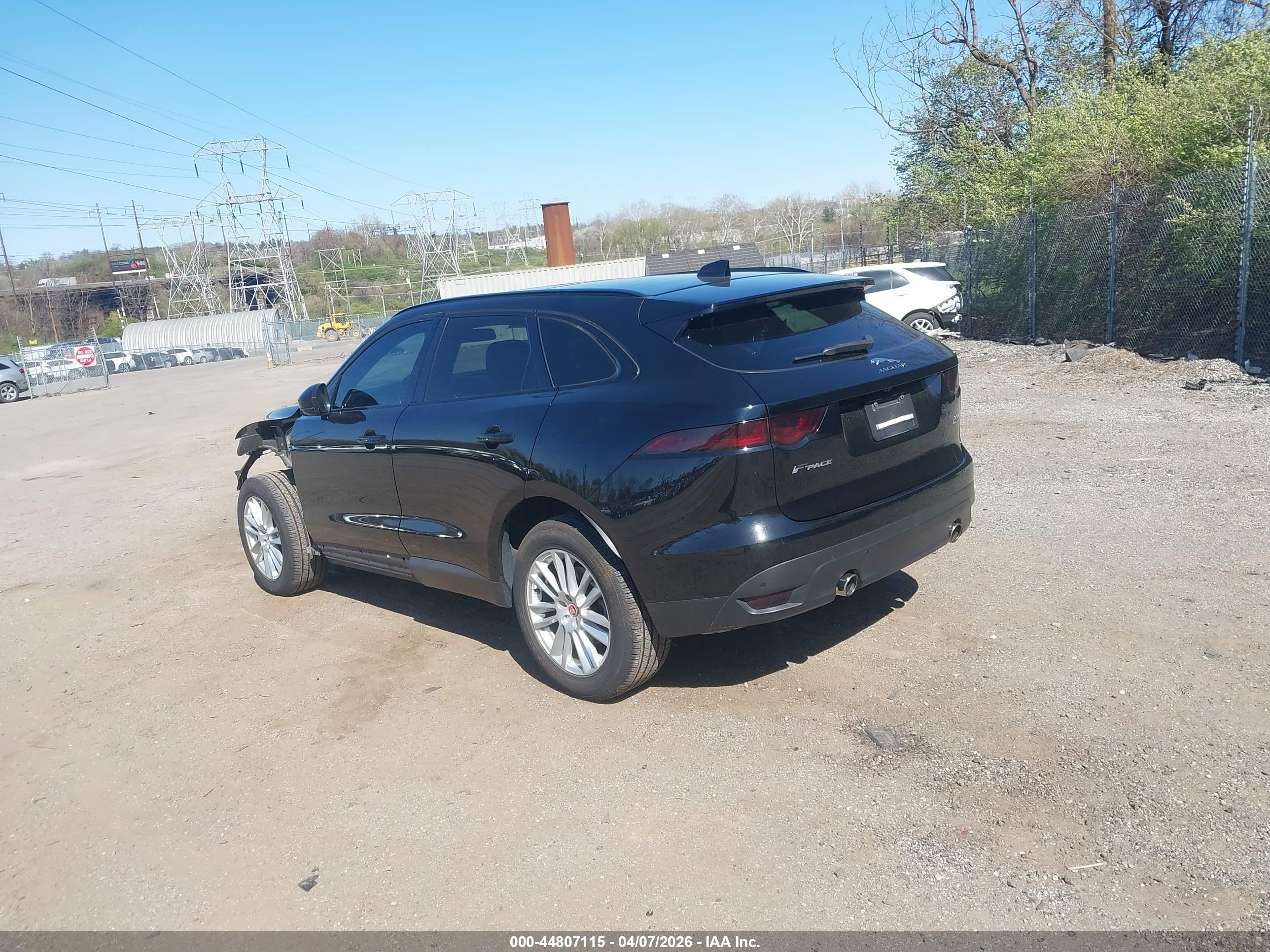 JAGUAR F-PACE image 3
