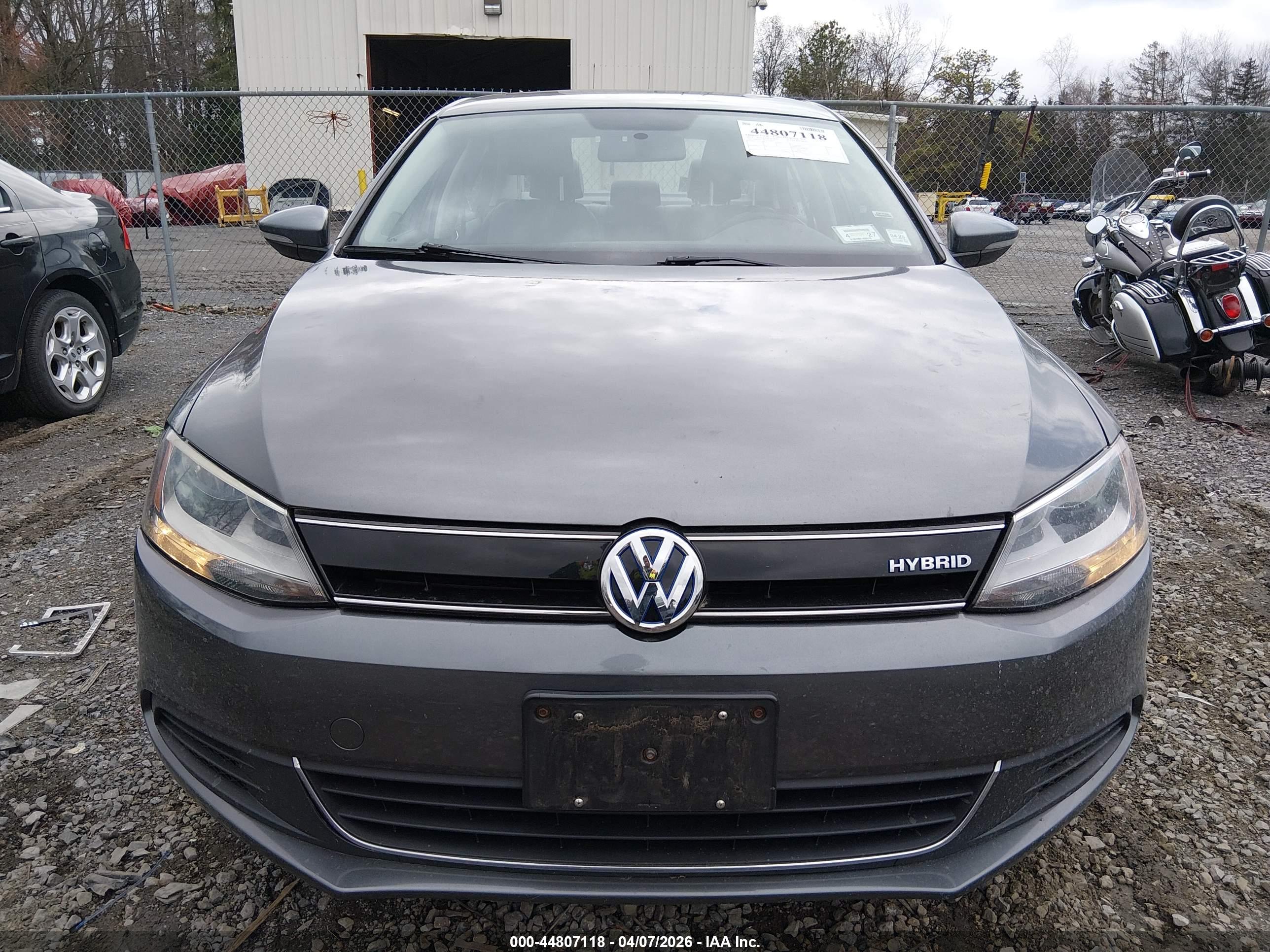 VOLKSWAGEN JETTA image 6