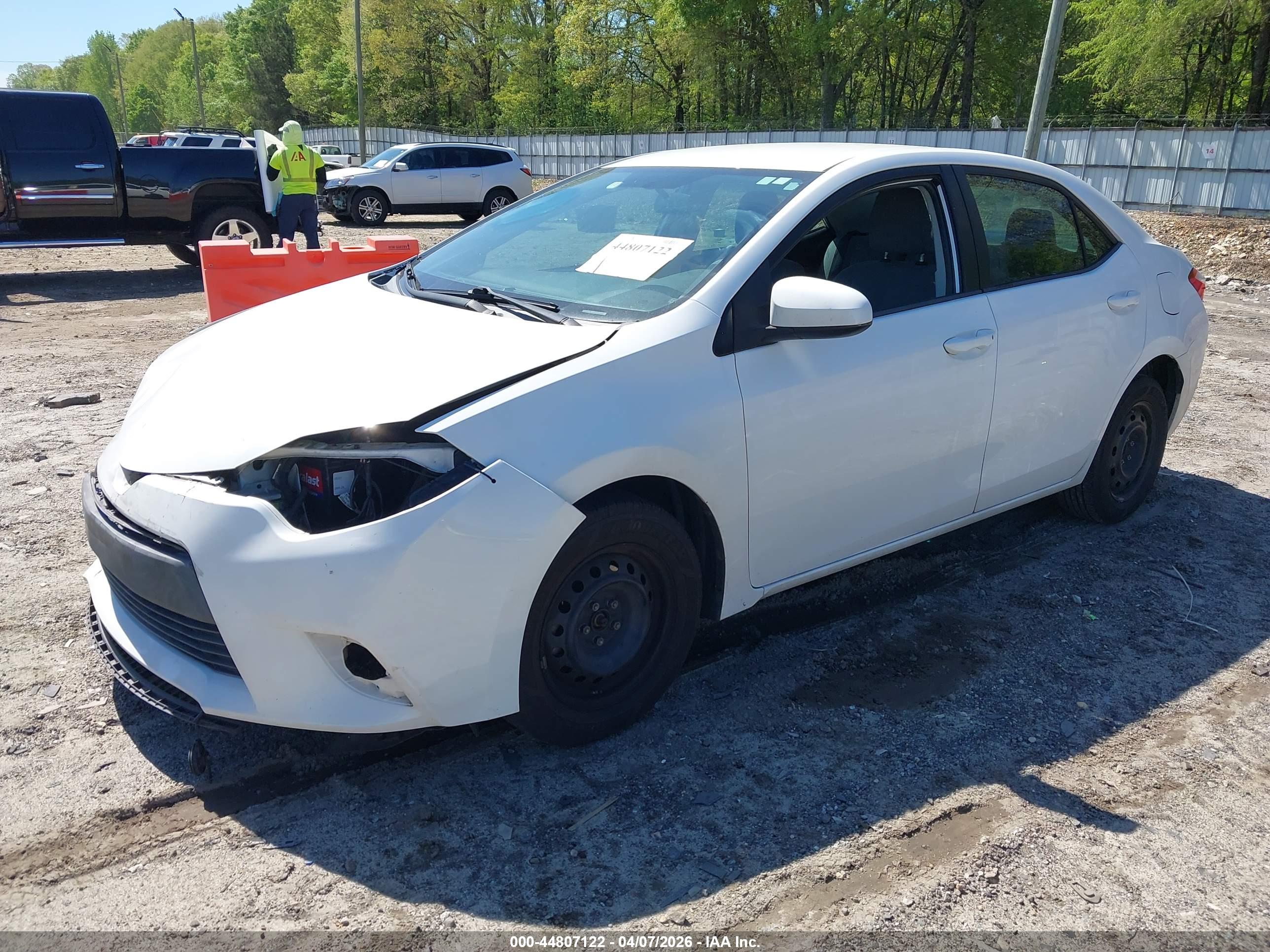 TOYOTA COROLLA image 2