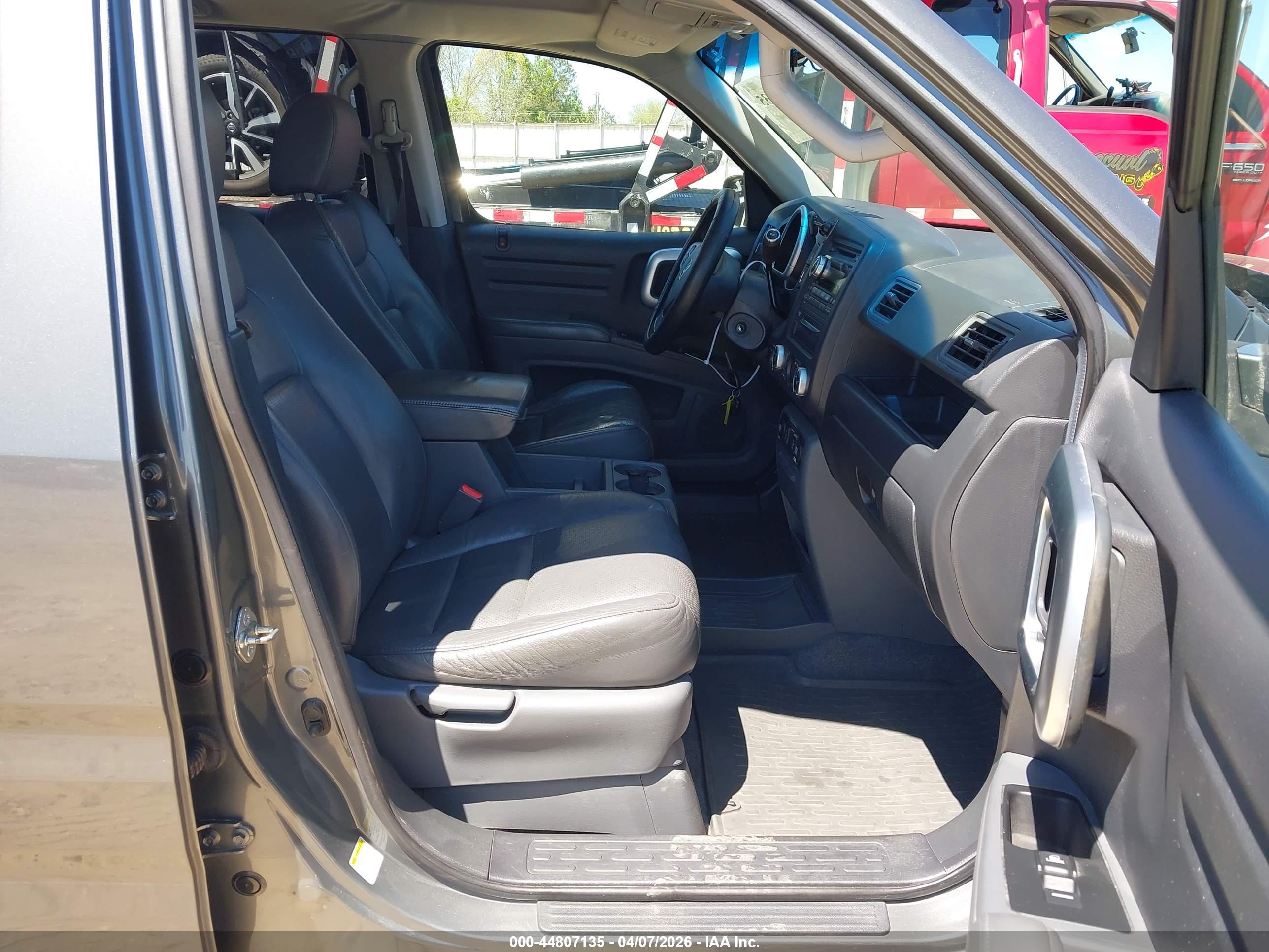 HONDA RIDGELINE image 5