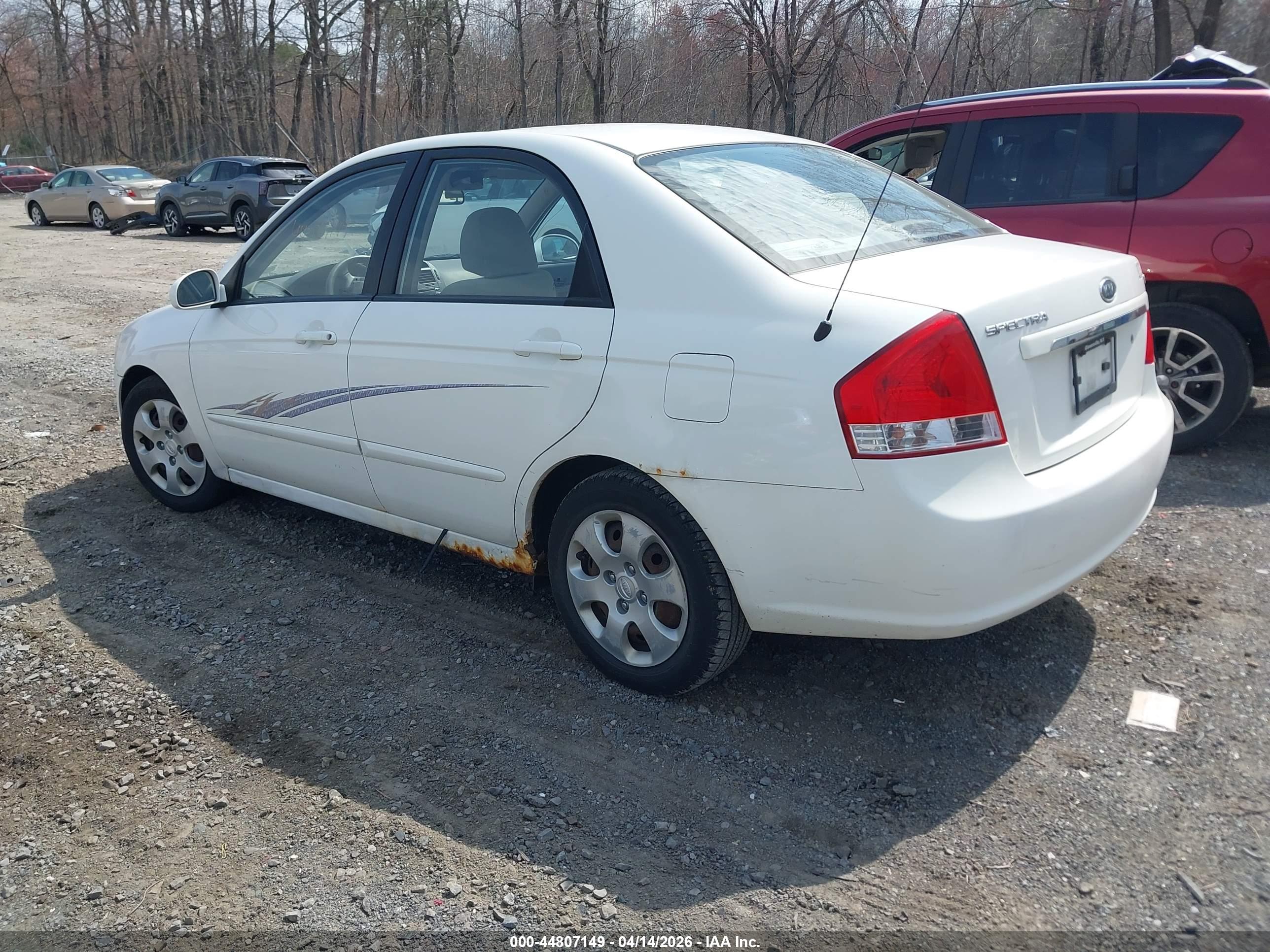 KIA SPECTRA image 3