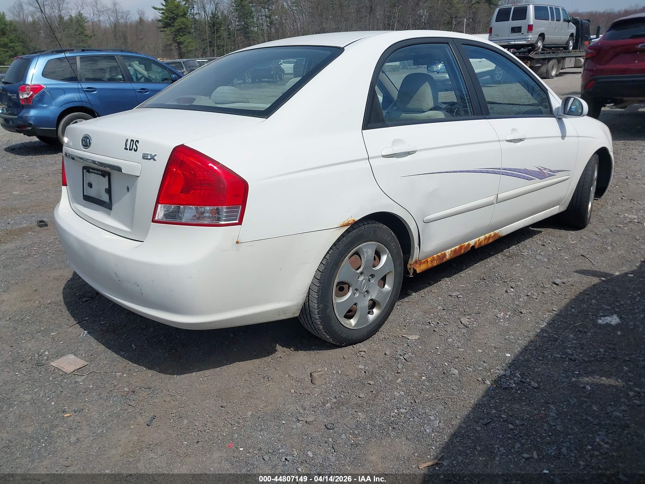 KIA SPECTRA image 4
