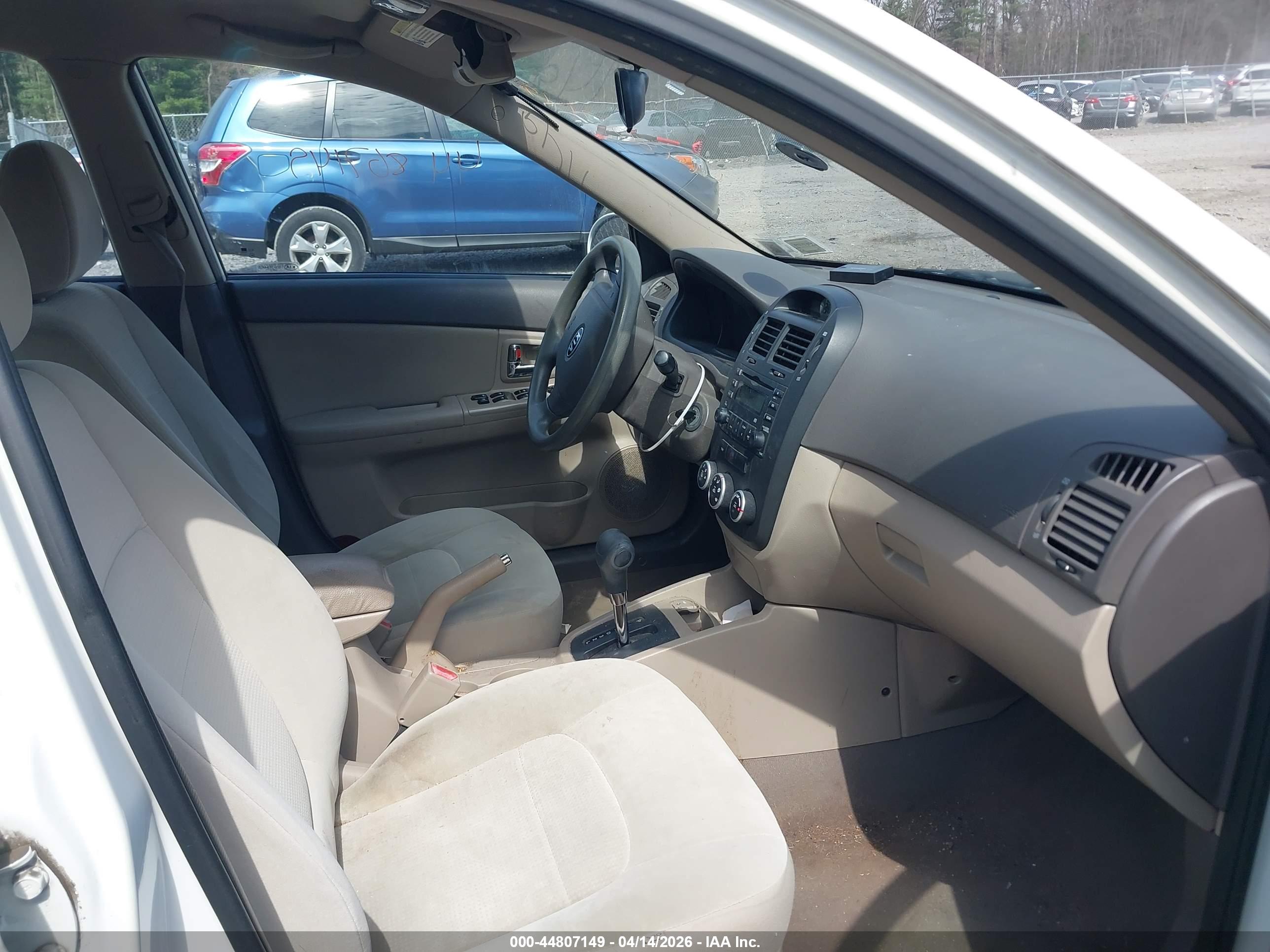 KIA SPECTRA image 5