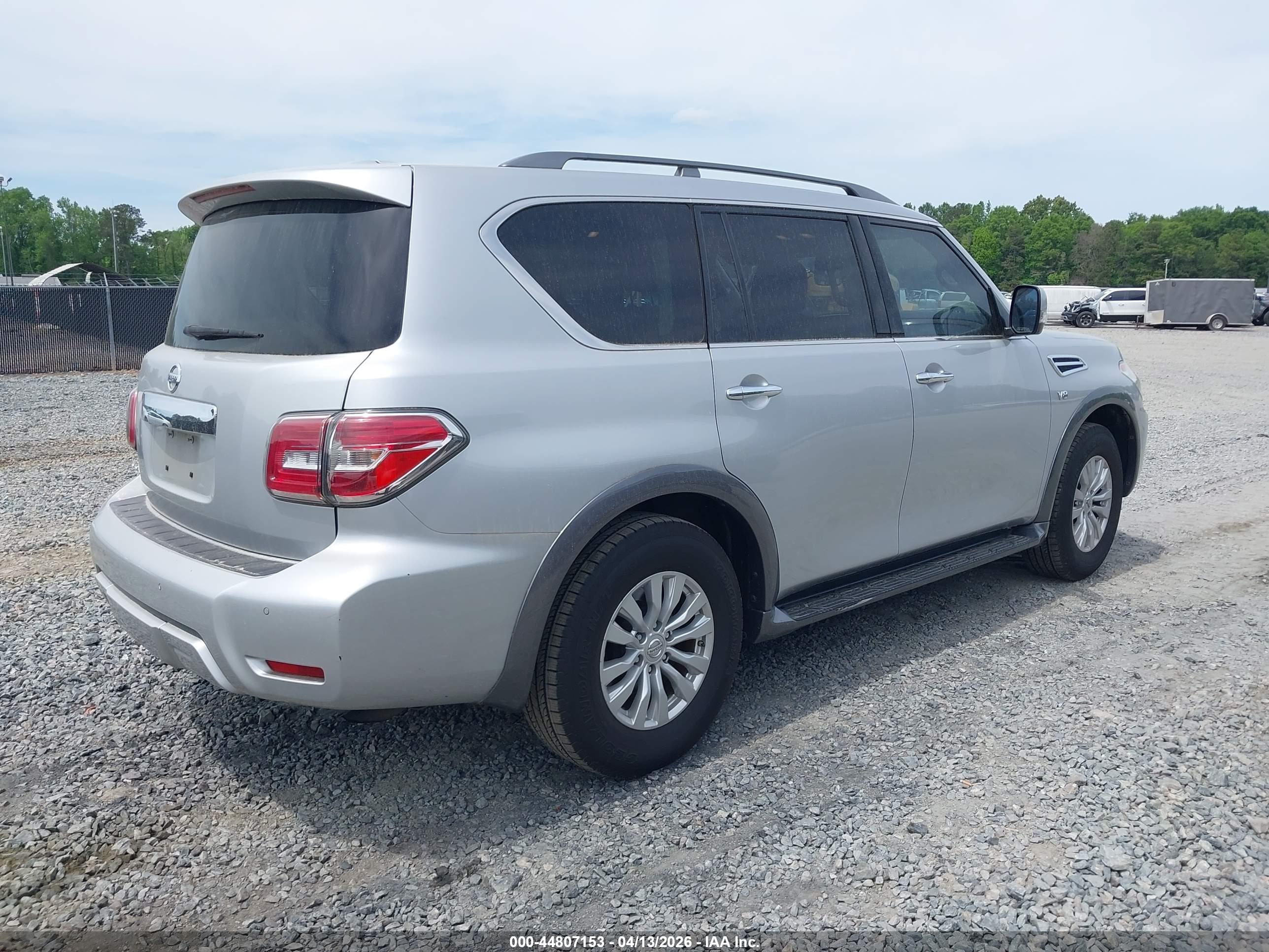 NISSAN ARMADA image 4