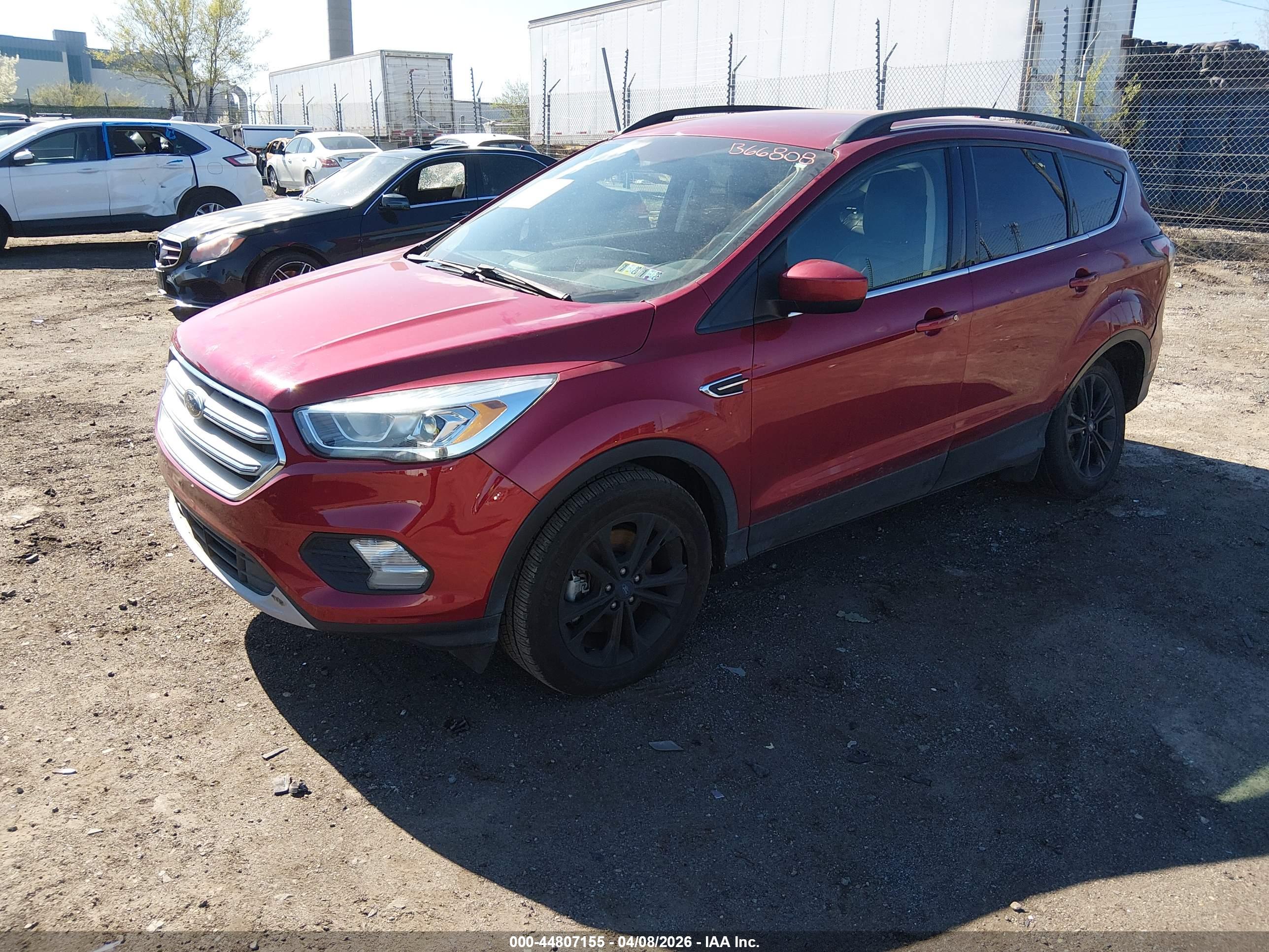 FORD ESCAPE image 2