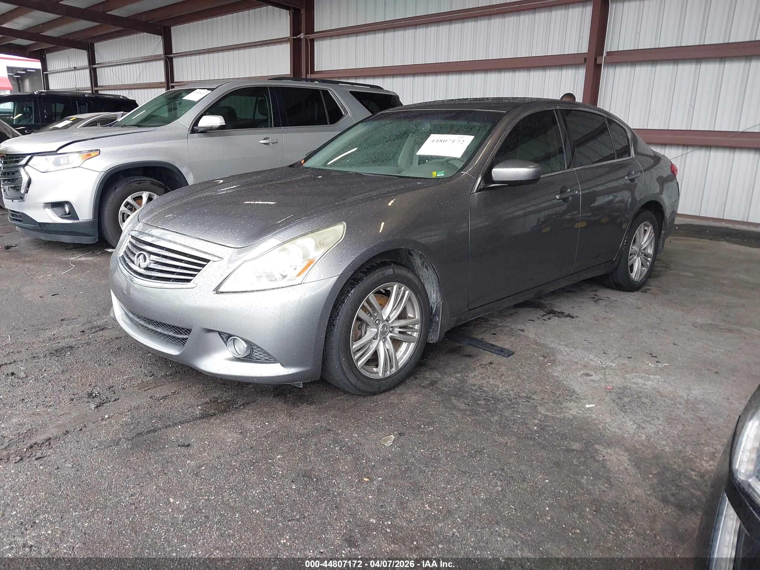 INFINITI G37X image 2