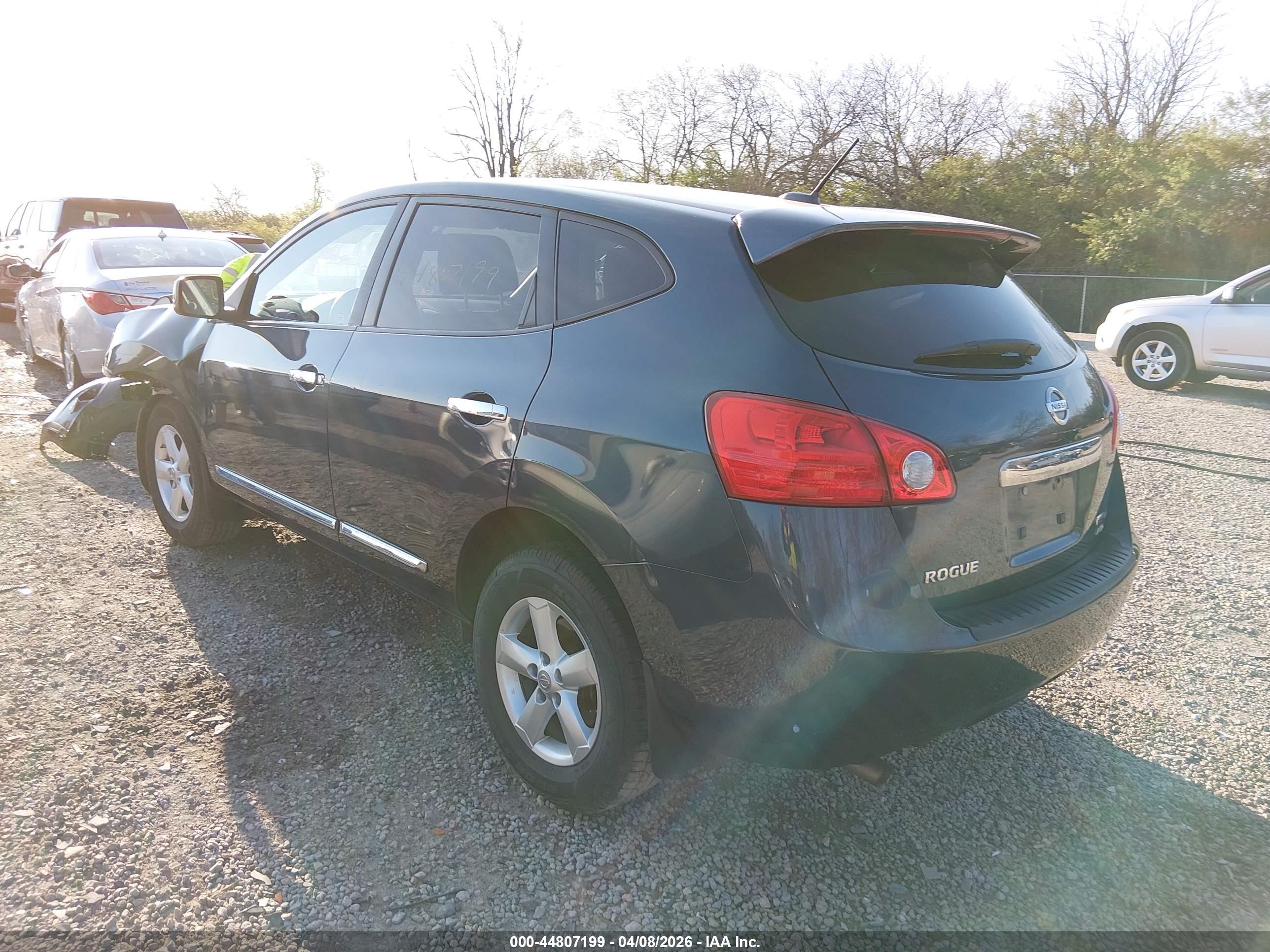 NISSAN ROGUE image 3