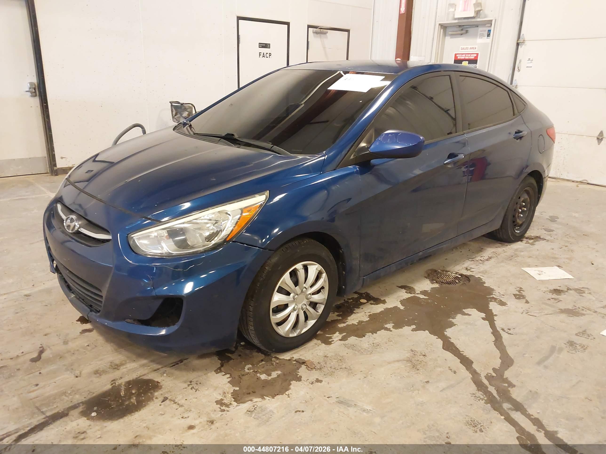 HYUNDAI ACCENT image 2
