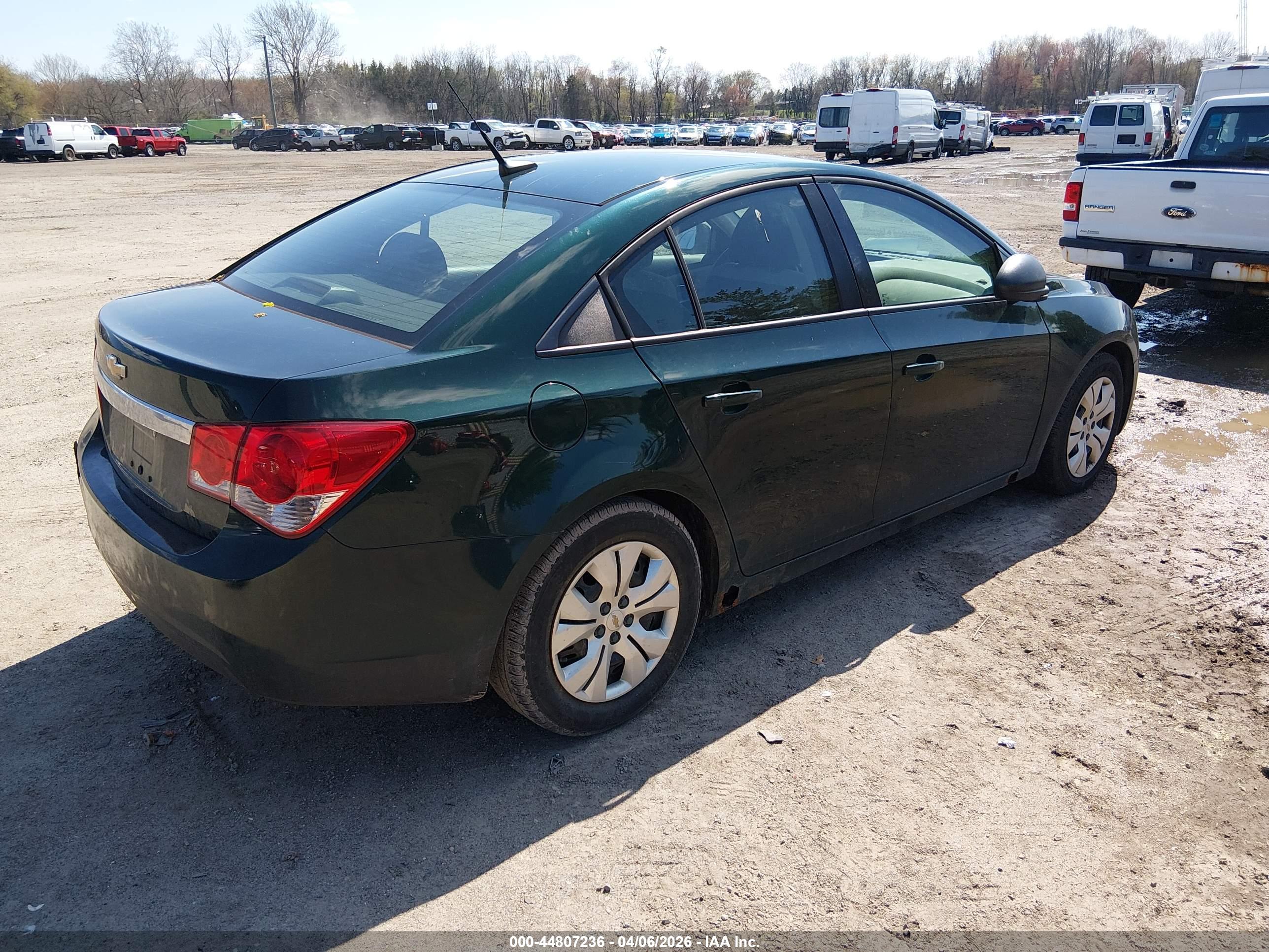 CHEVROLET CRUZE image 4
