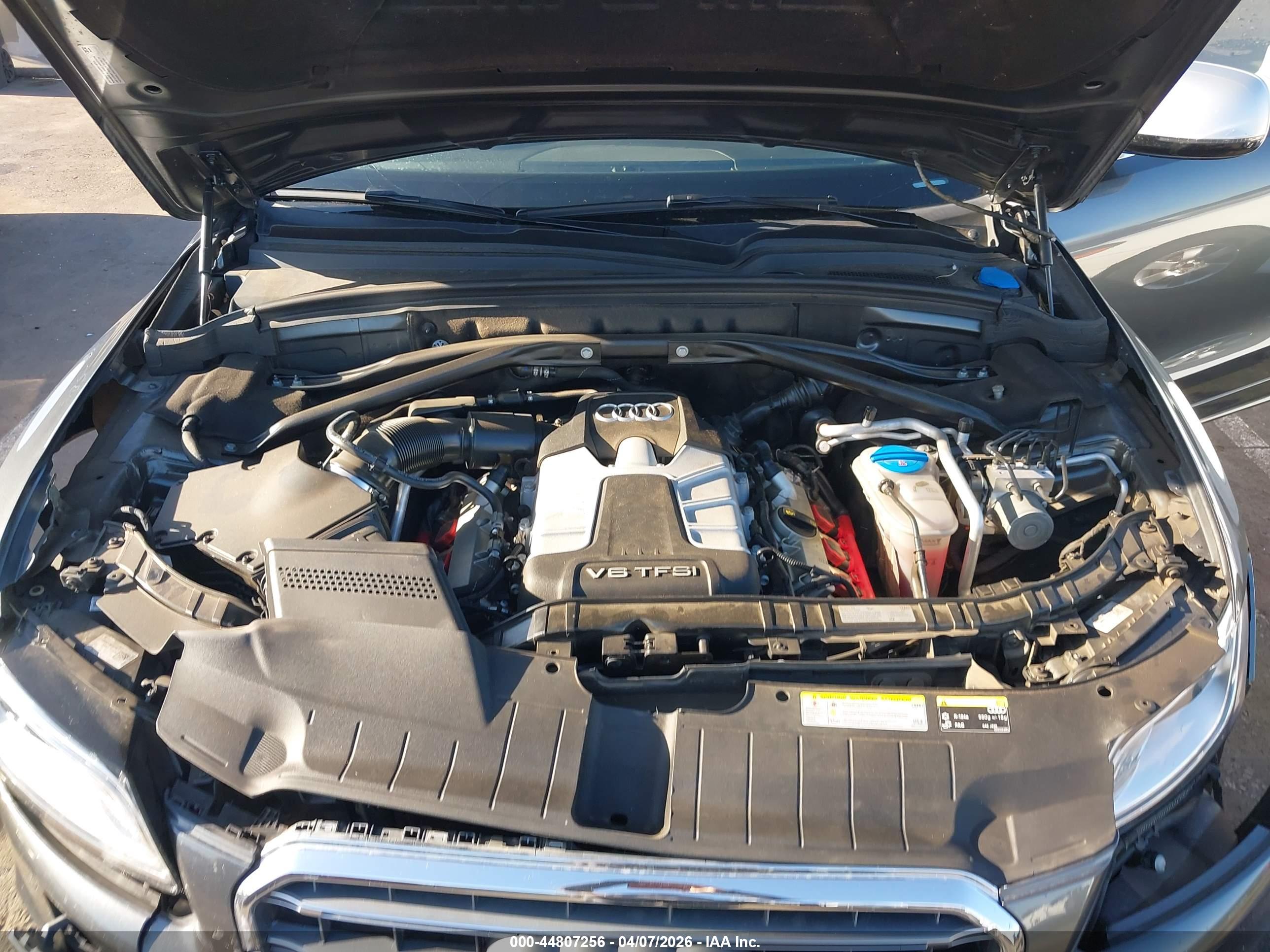 AUDI SQ5 image 10