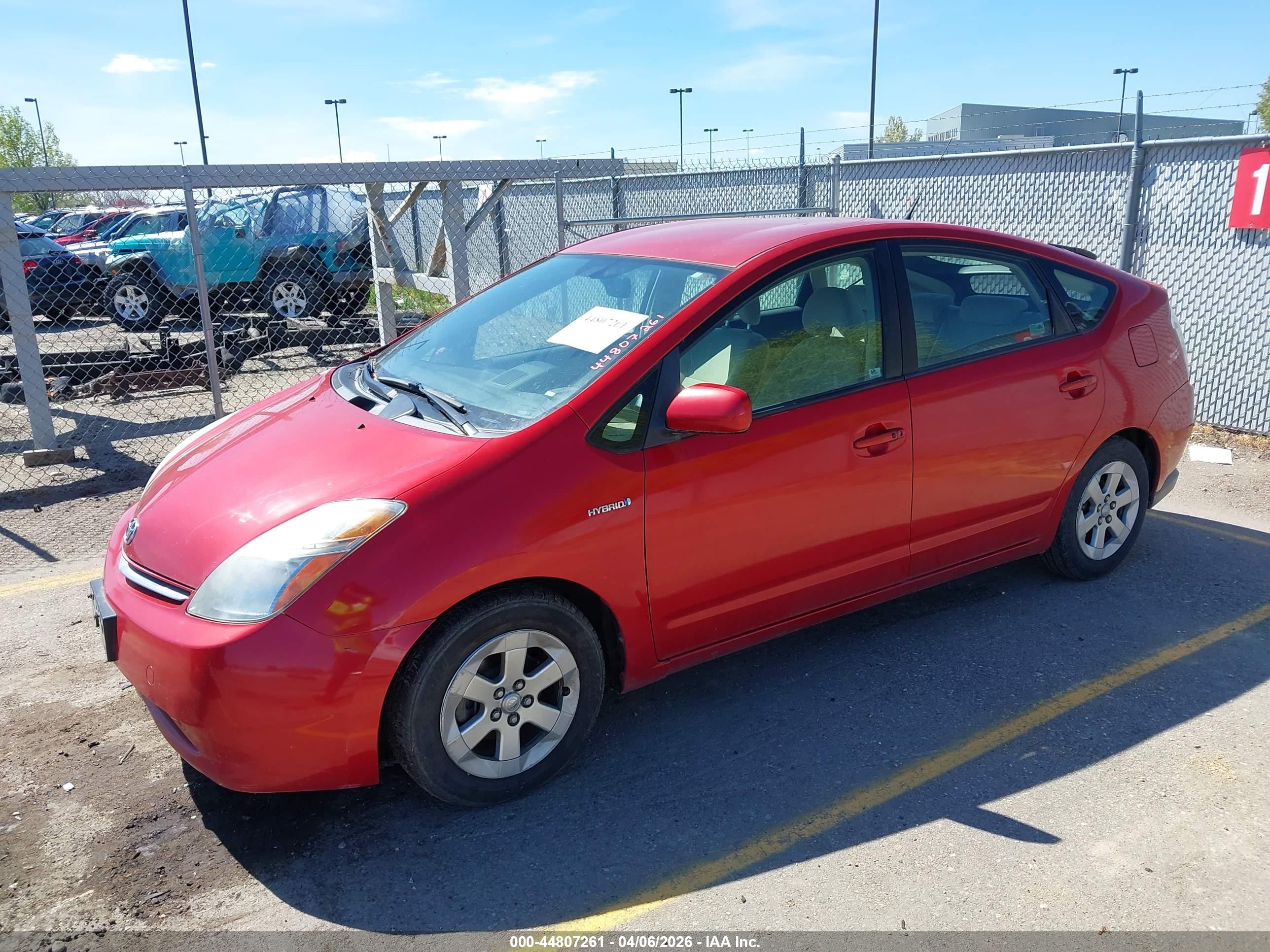 TOYOTA PRIUS image 2