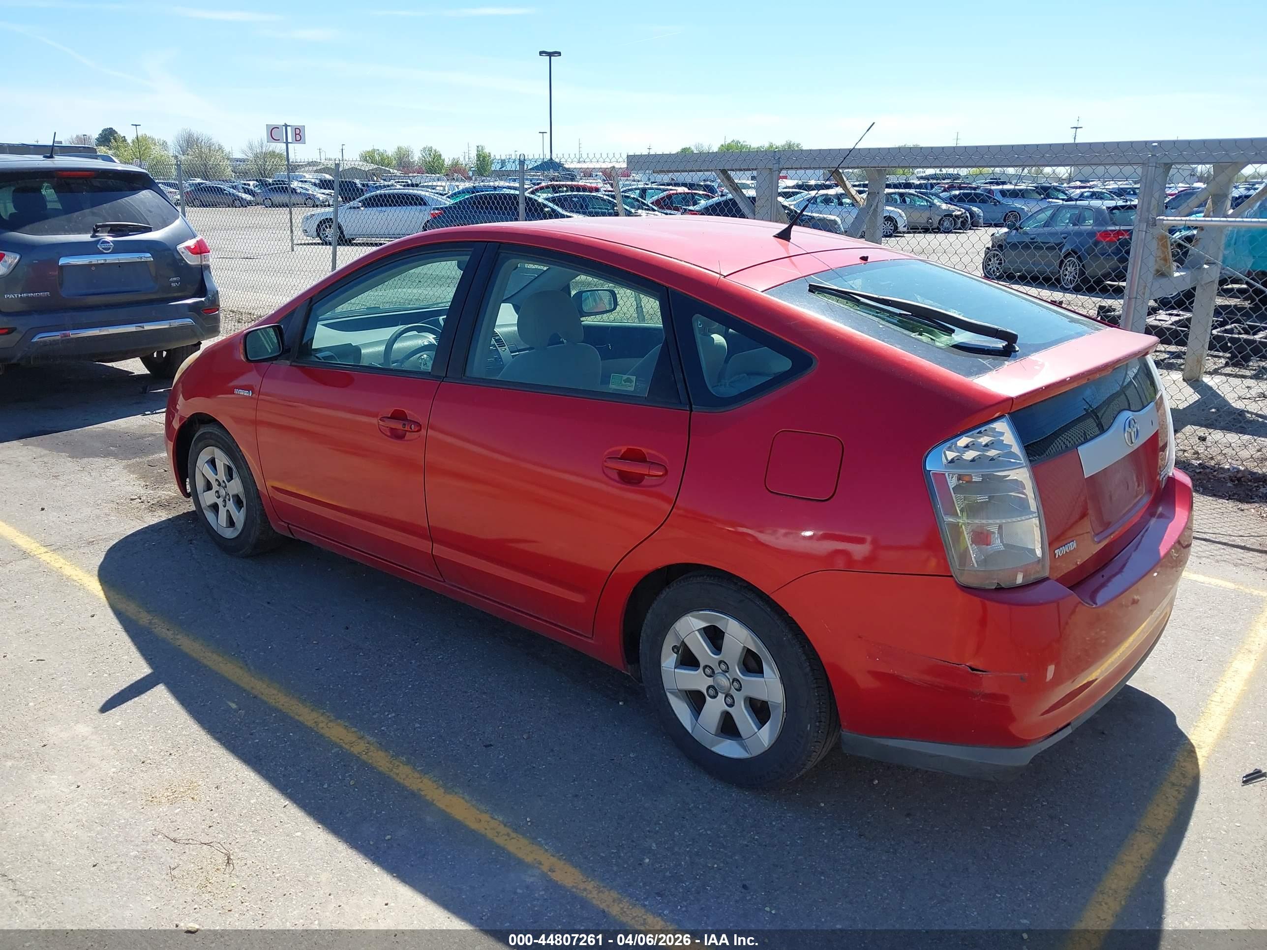 TOYOTA PRIUS image 3
