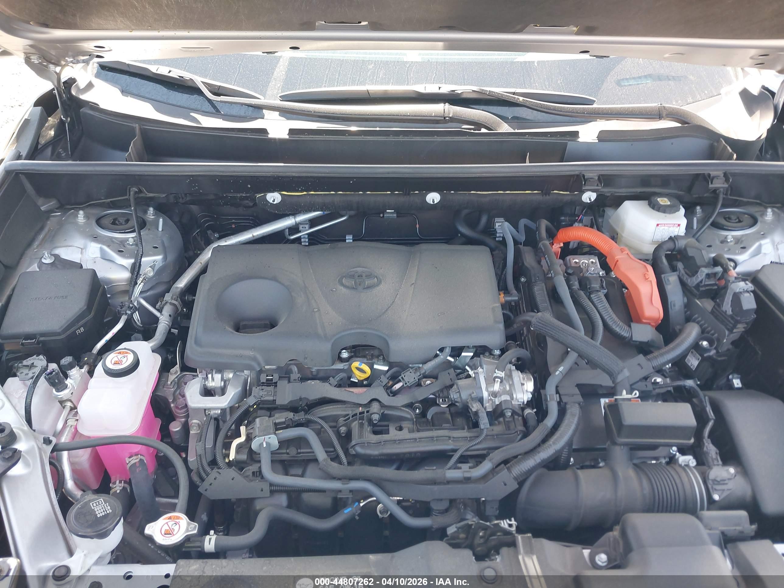 TOYOTA RAV4 image 10