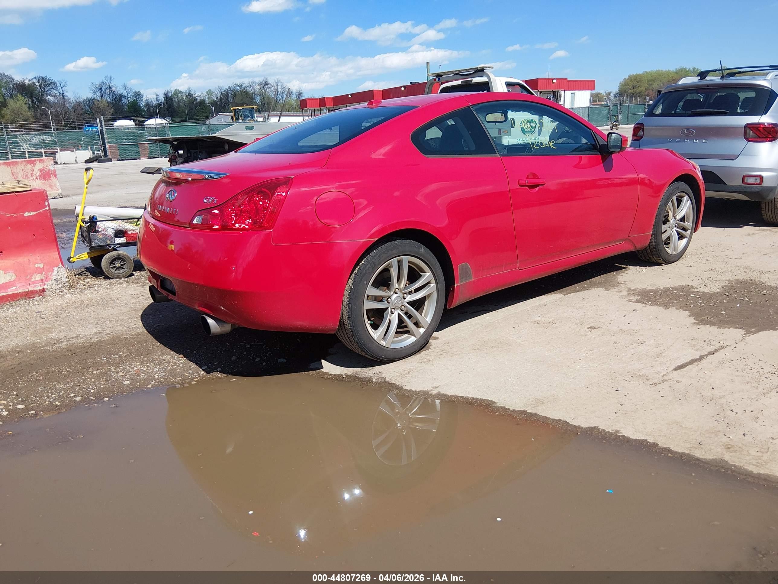 INFINITI G37X image 4