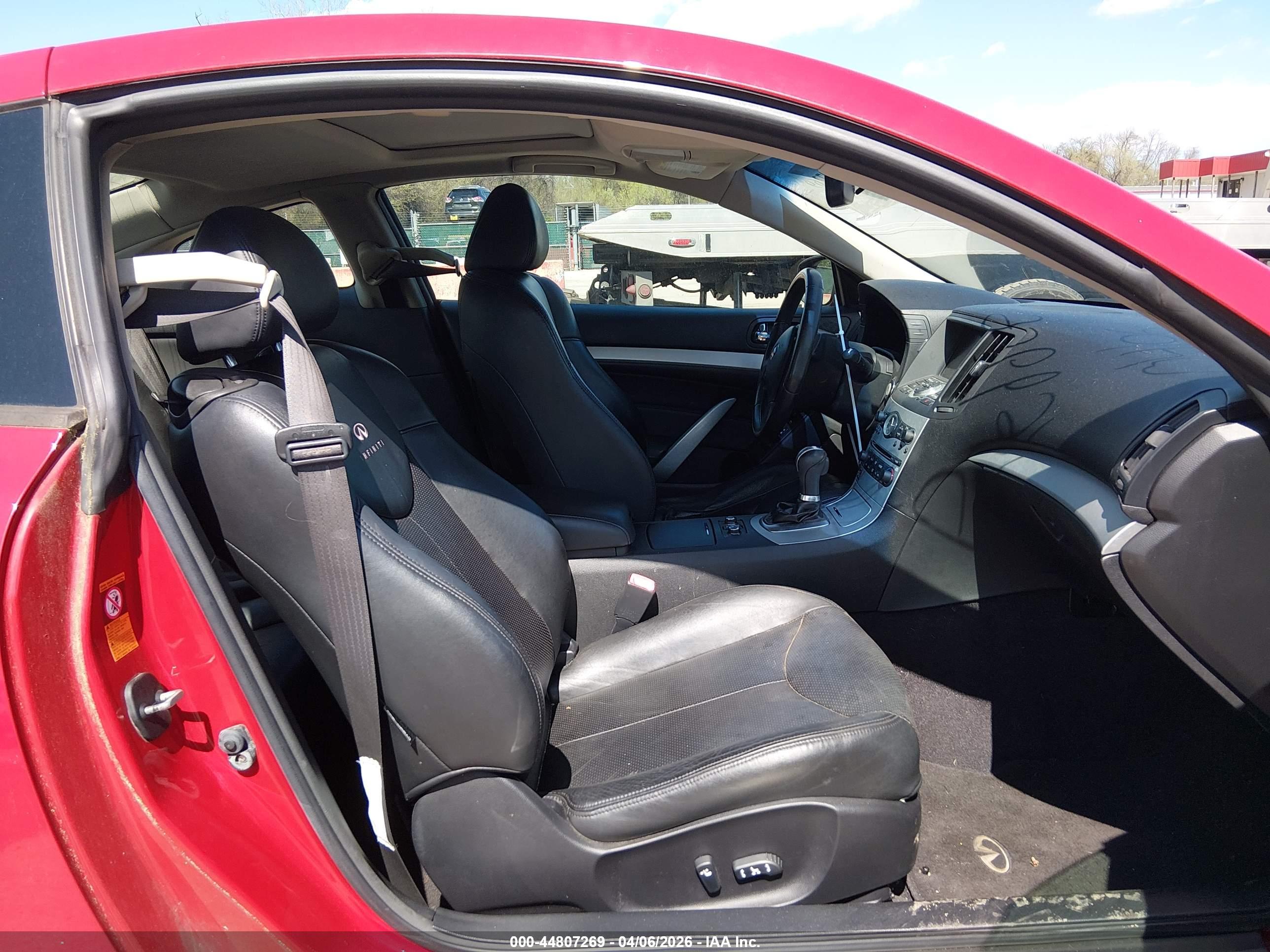 INFINITI G37X image 5