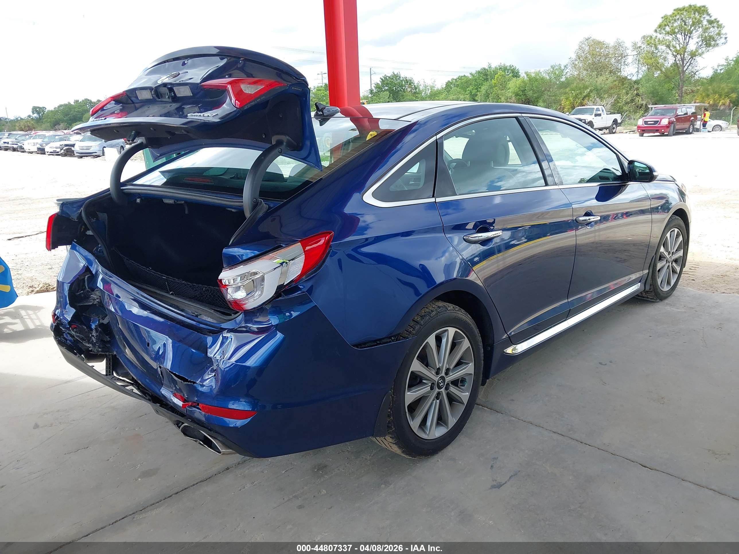HYUNDAI SONATA image 4