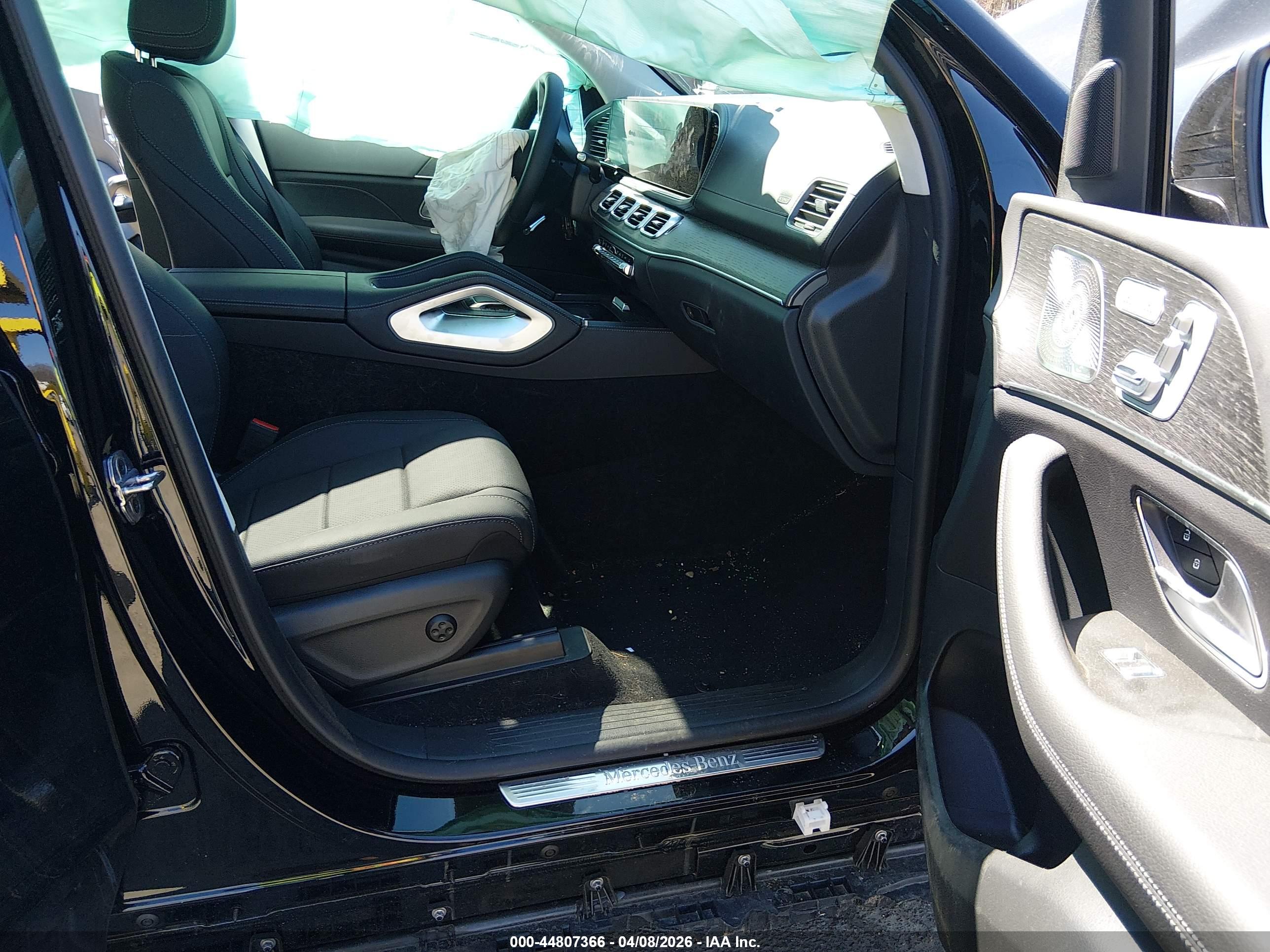 MERCEDES-BENZ GLS image 5