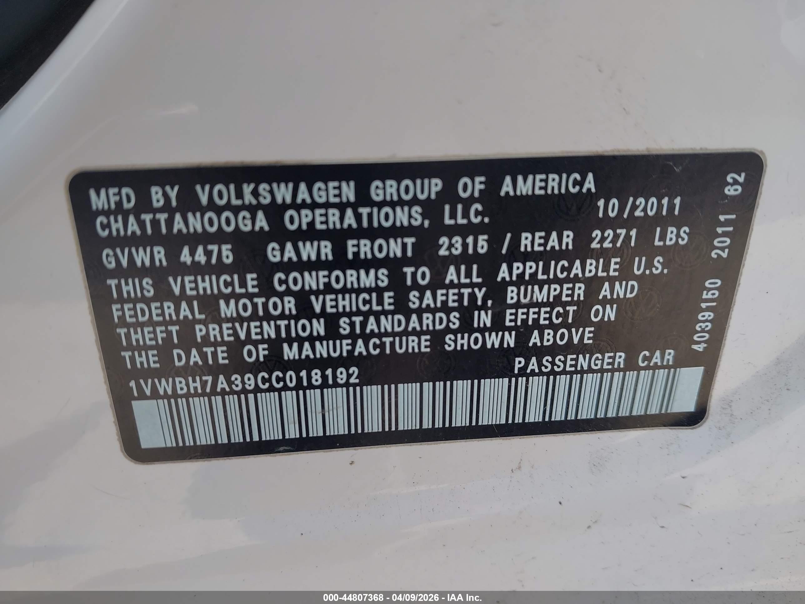 VOLKSWAGEN PASSAT image 9