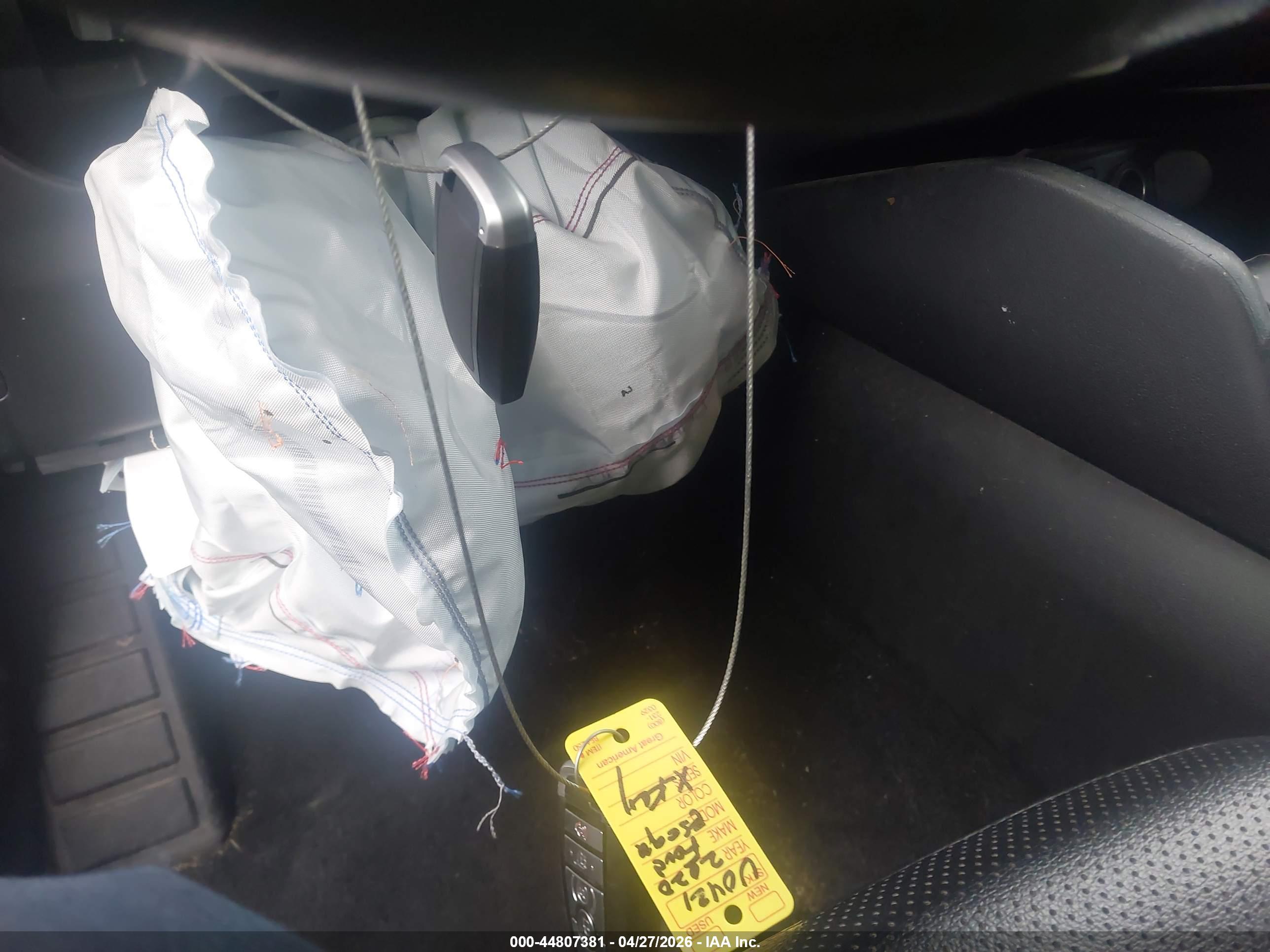FORD ESCAPE image 11