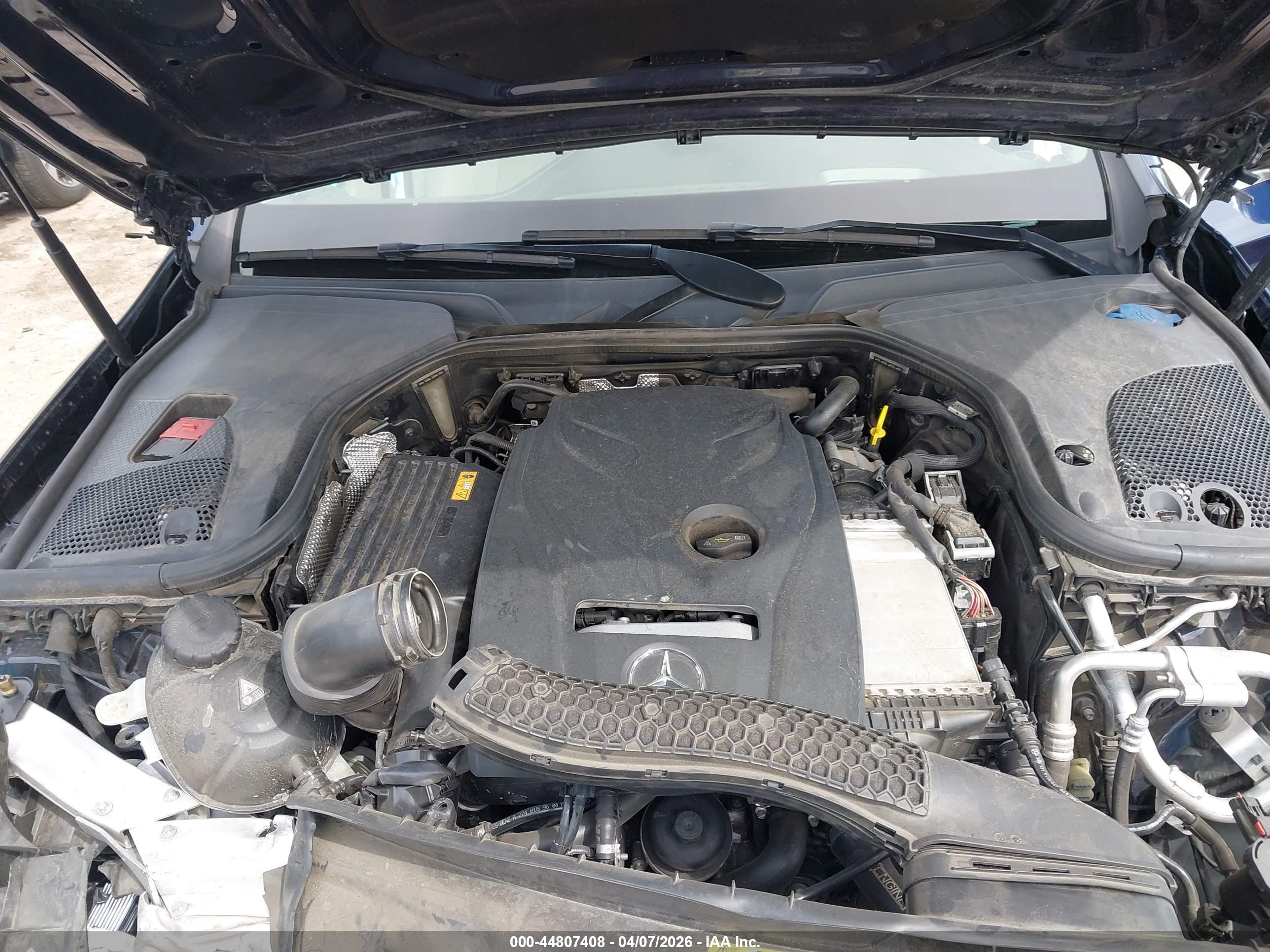 MERCEDES-BENZ E image 10