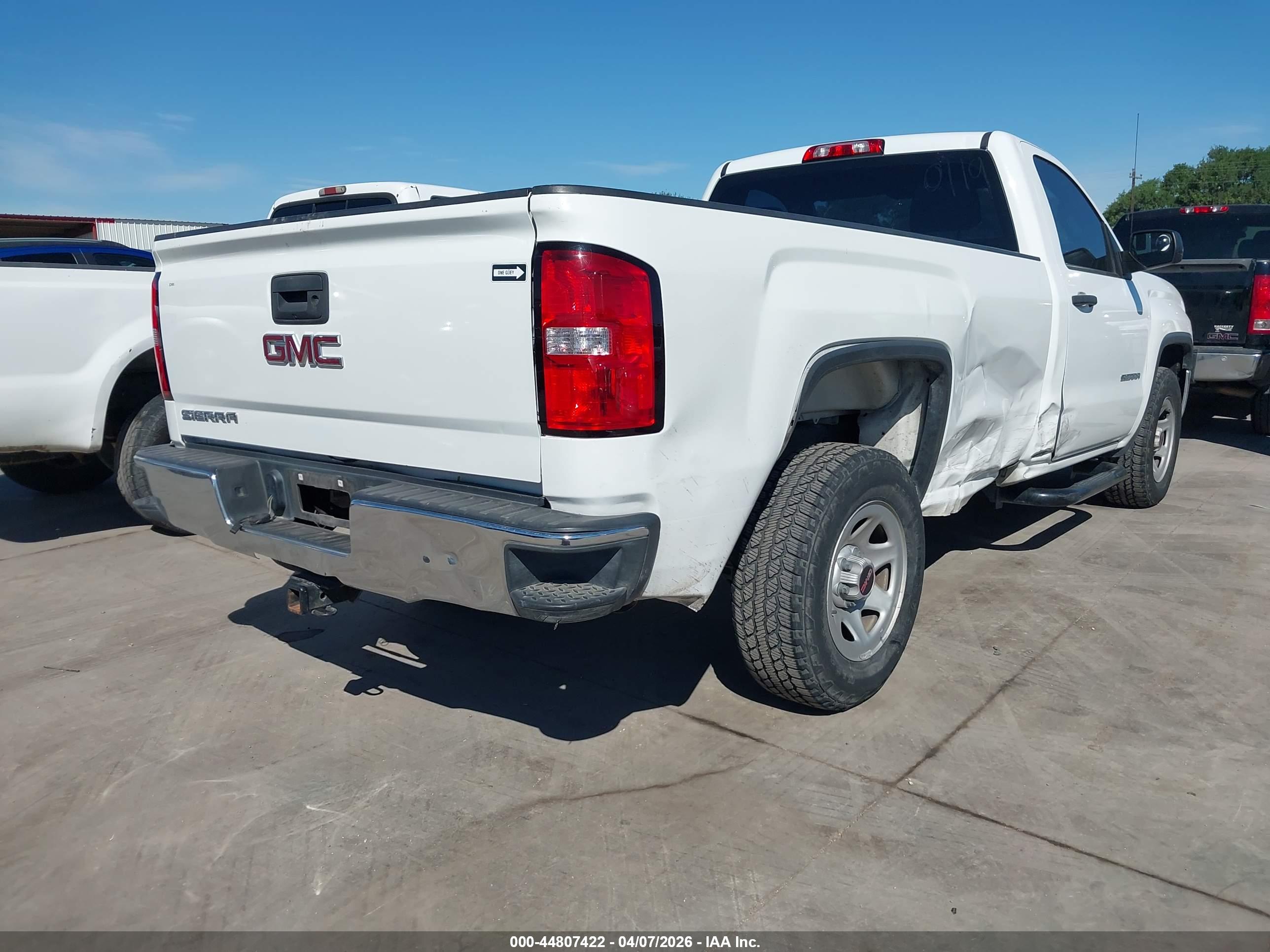 GMC SIERRA image 4