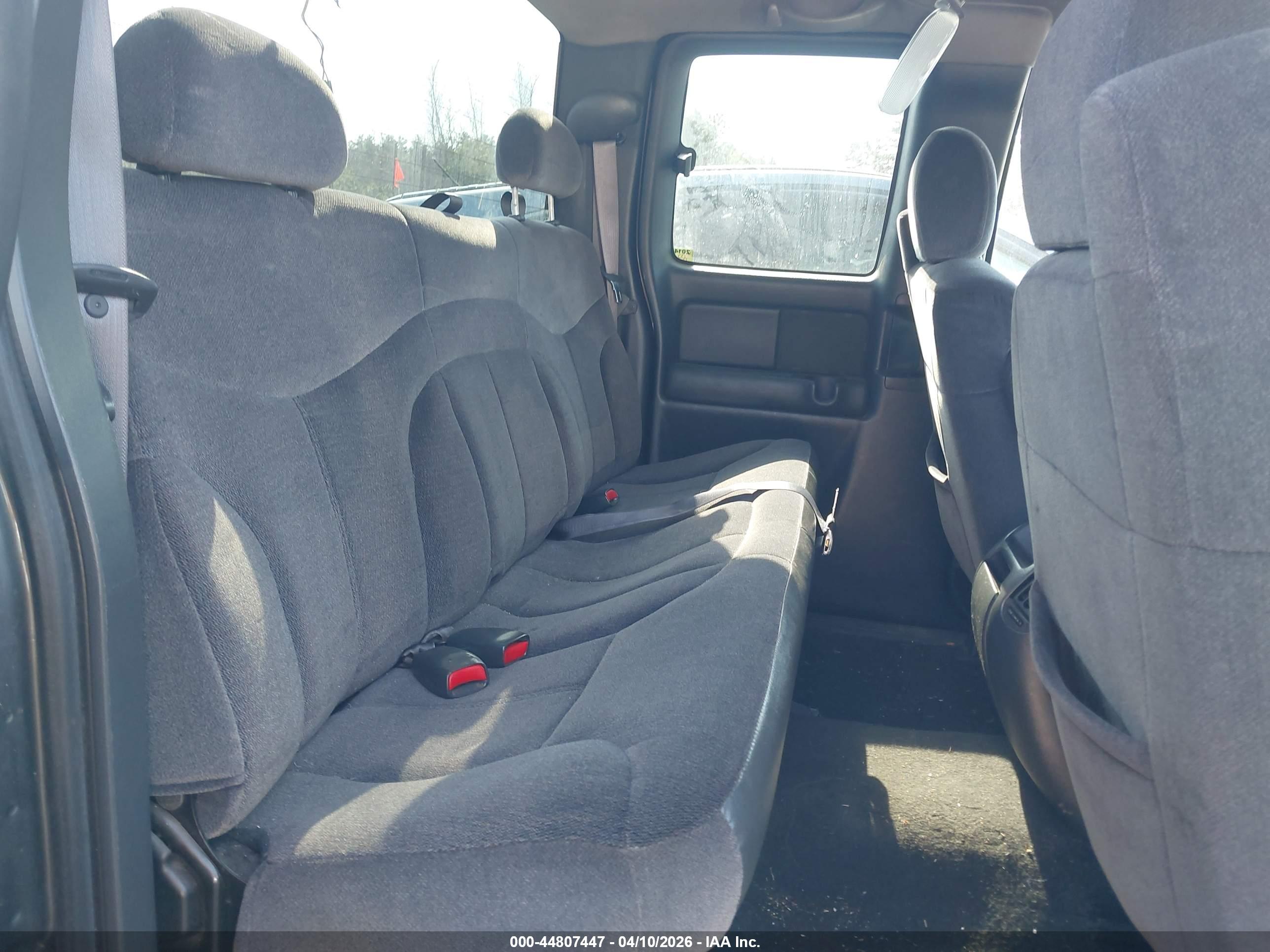 GMC SIERRA image 8