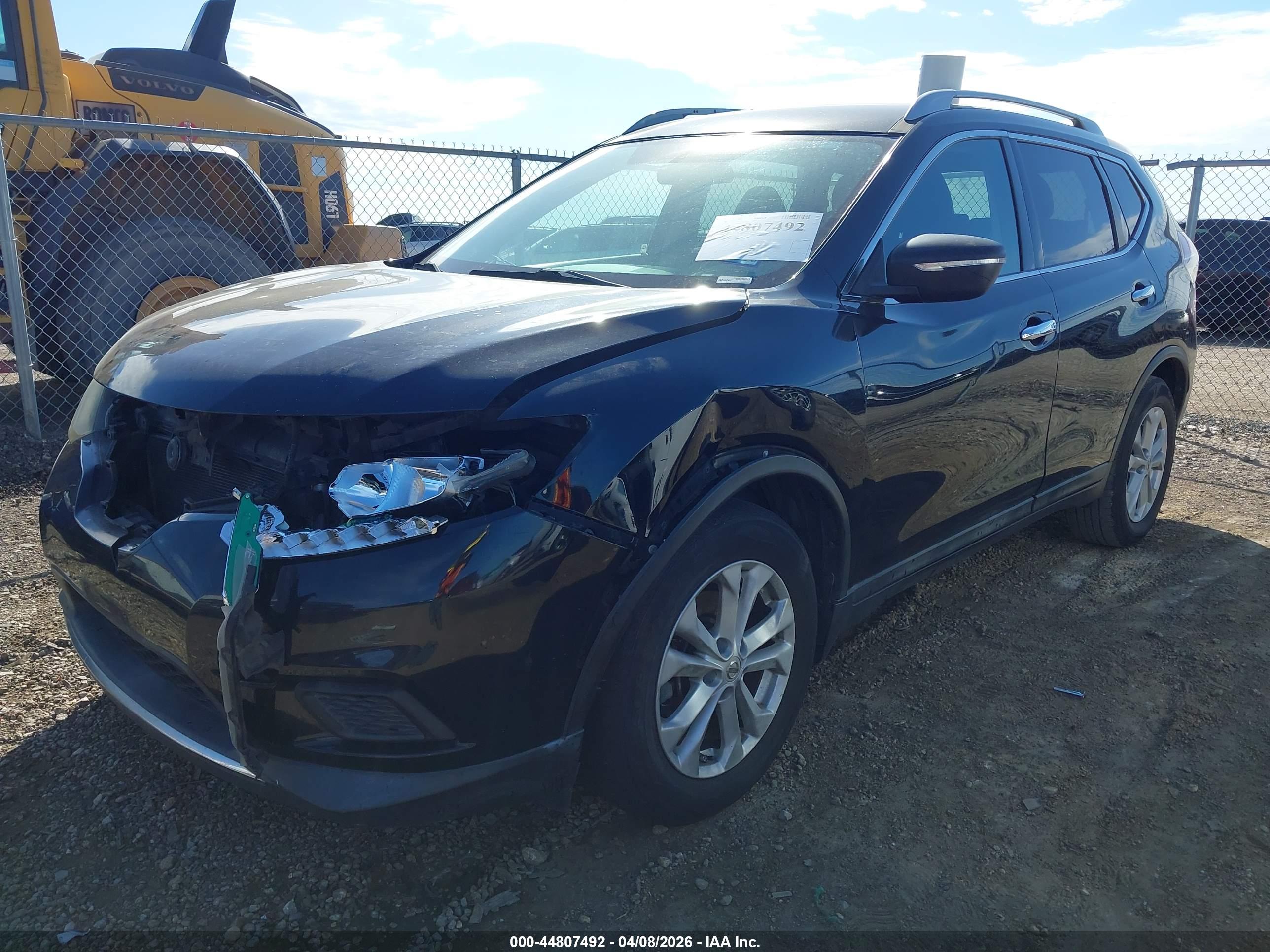 NISSAN ROGUE image 2
