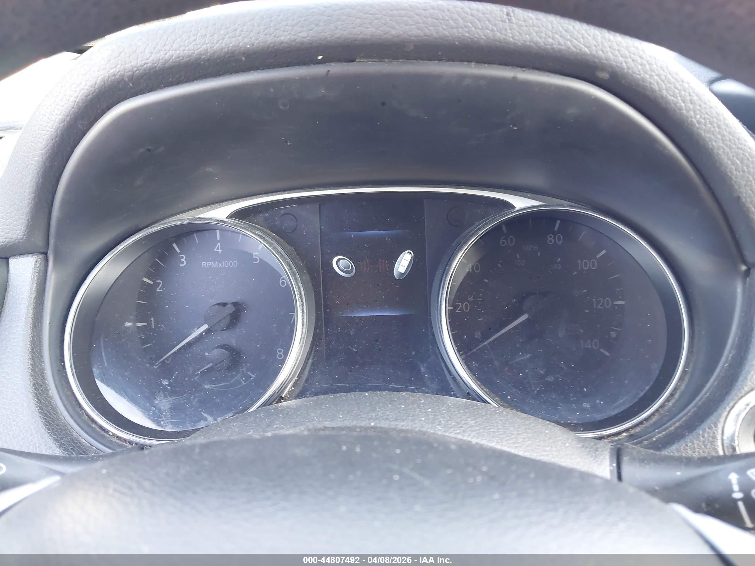 NISSAN ROGUE image 7