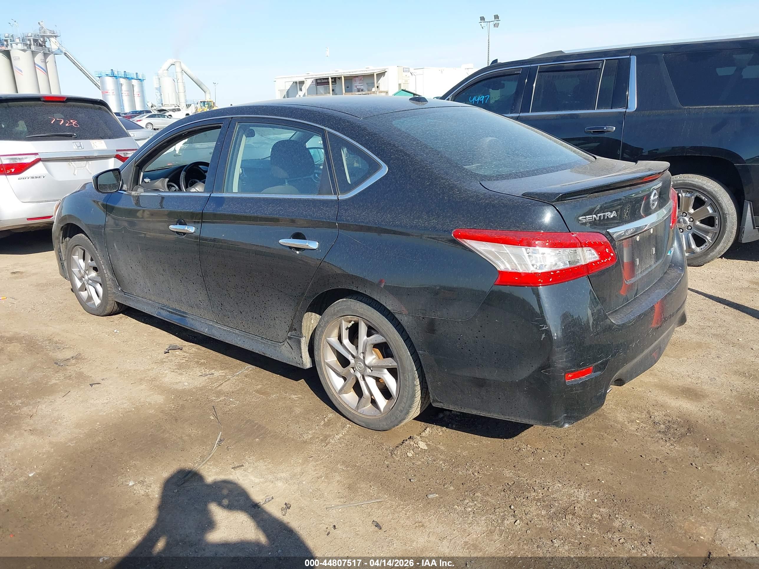 NISSAN SENTRA image 3